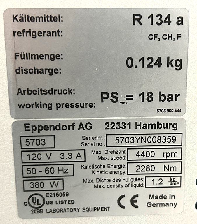 Used Eppendorf 5702R Refrigerated Centrifuge with Rotor and Accessories (4 x 100mL)