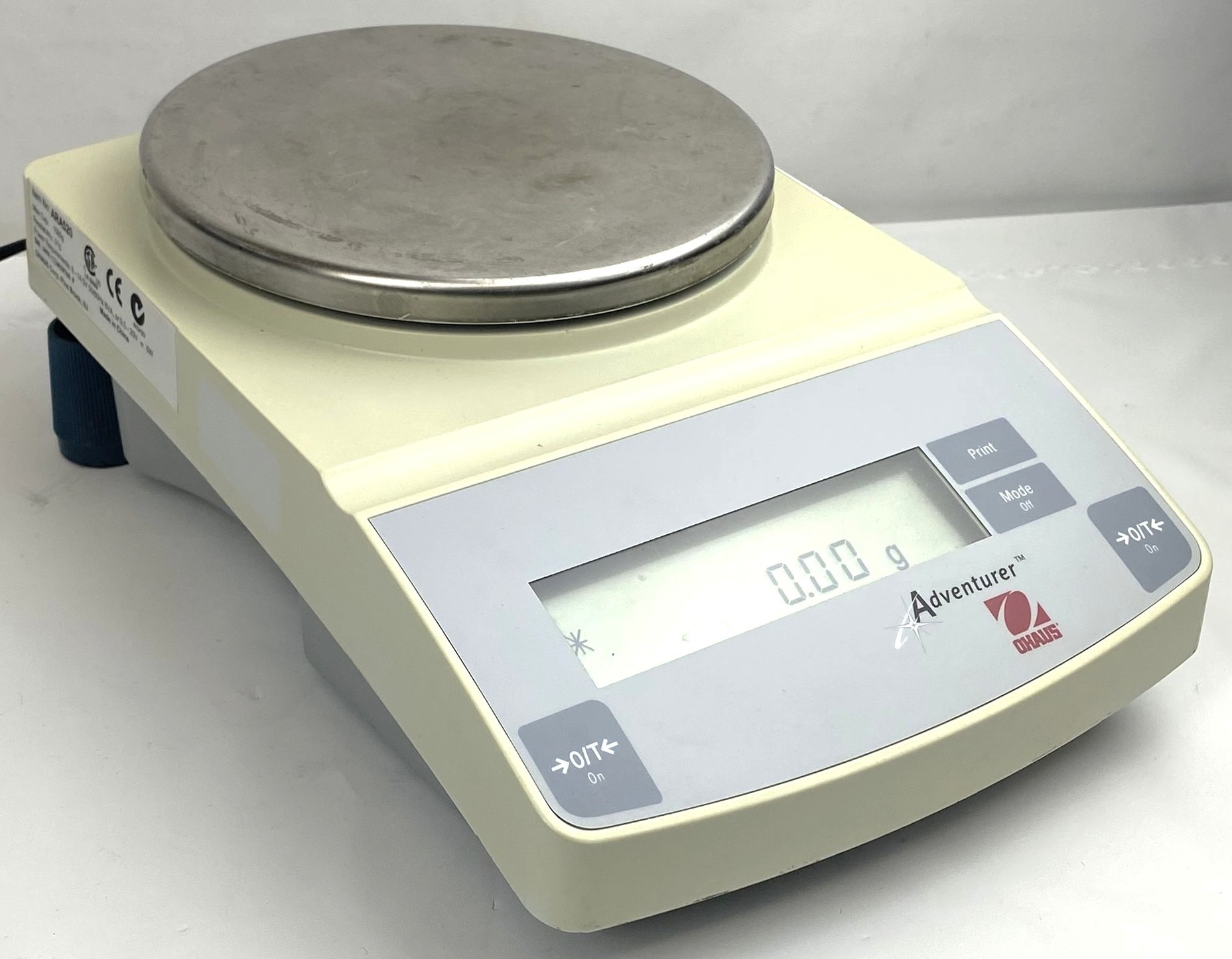 Used Ohaus Adventurer ARA520 Balance (1500g x 0.01g)