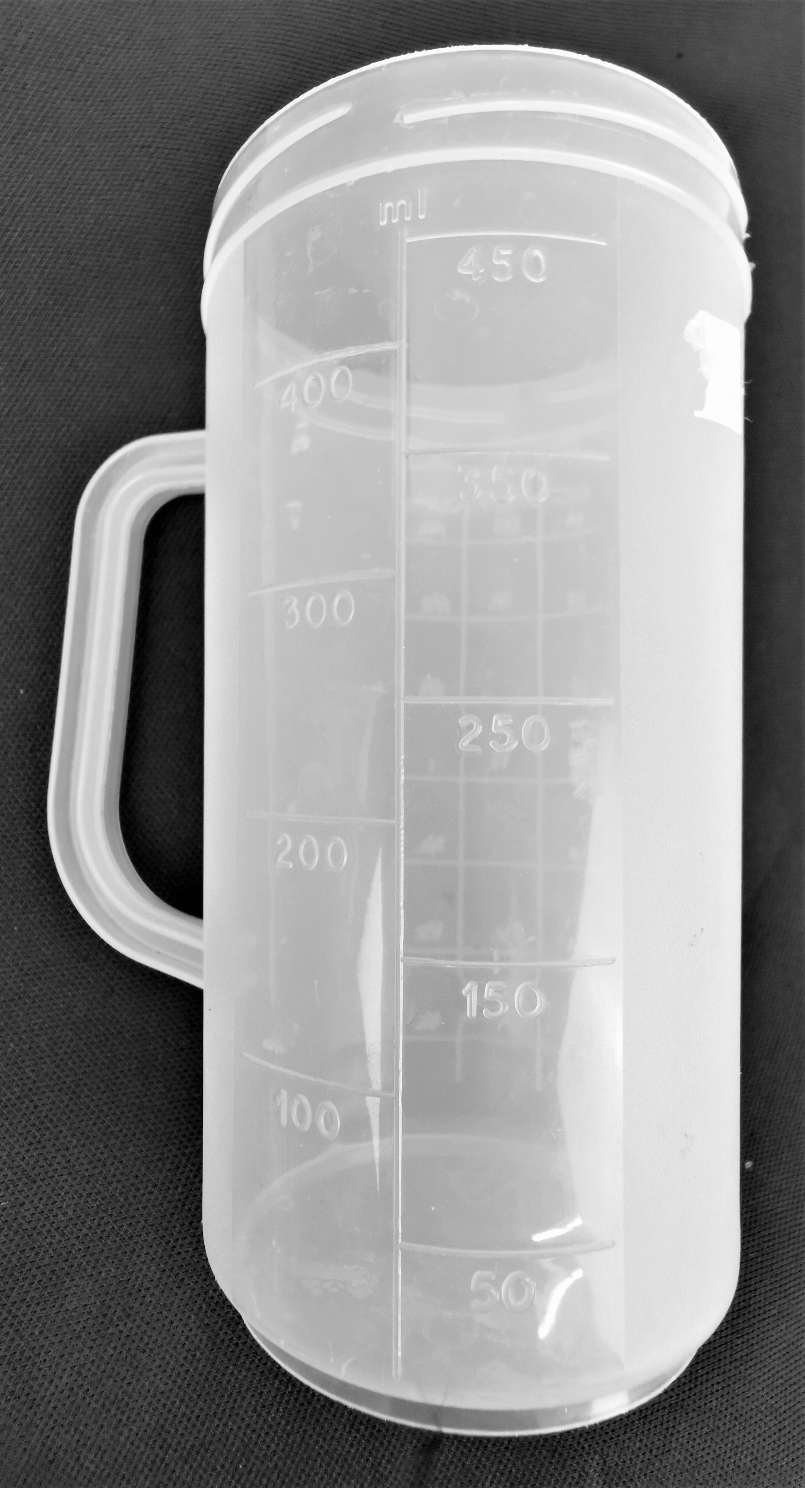 Used Lot of 5 Assorted Plastic Measuring Cups