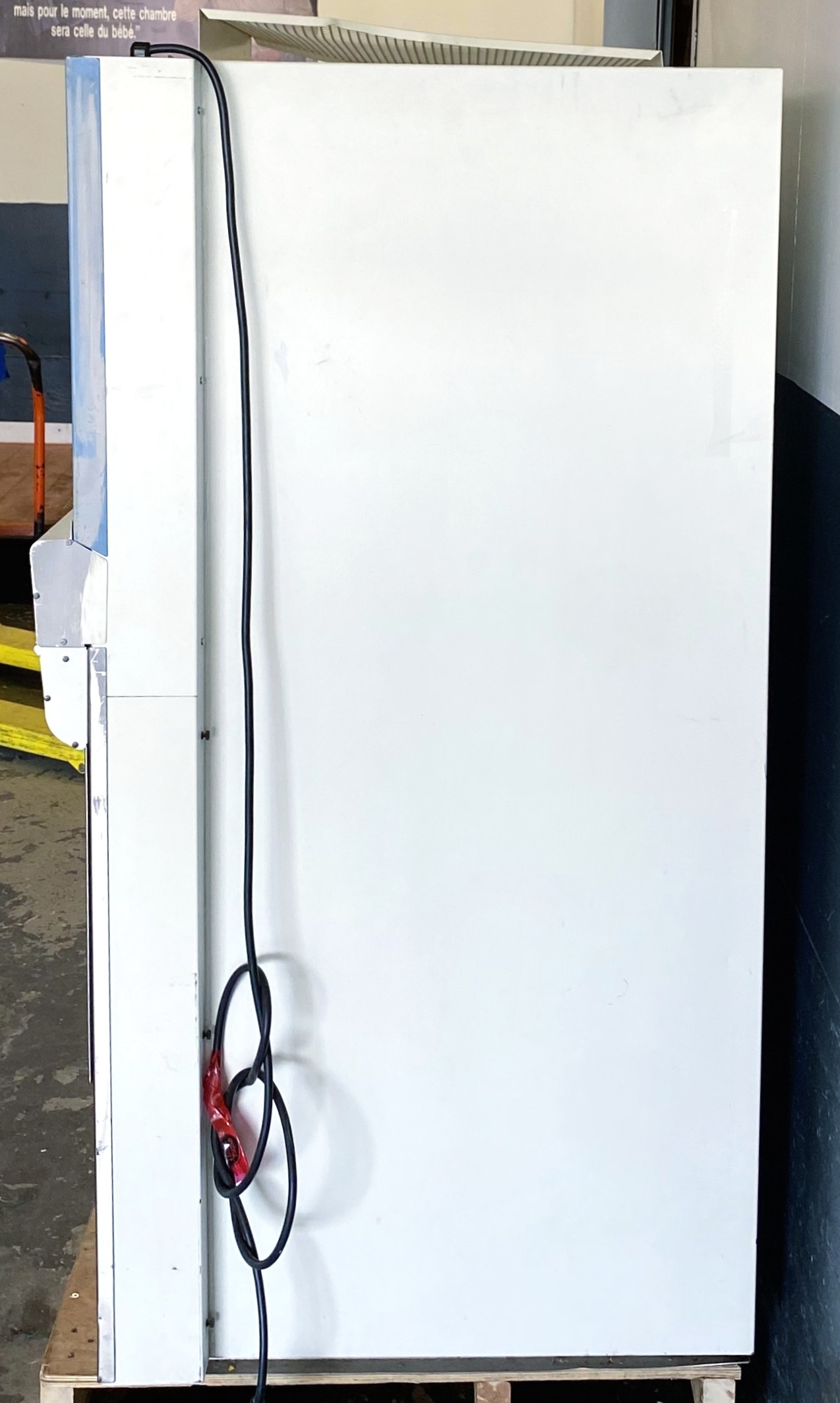 Used Microzone Bioklone 2 (BK-2-4-BT) Class II Type A 4-Ft Biosafety Cabinet