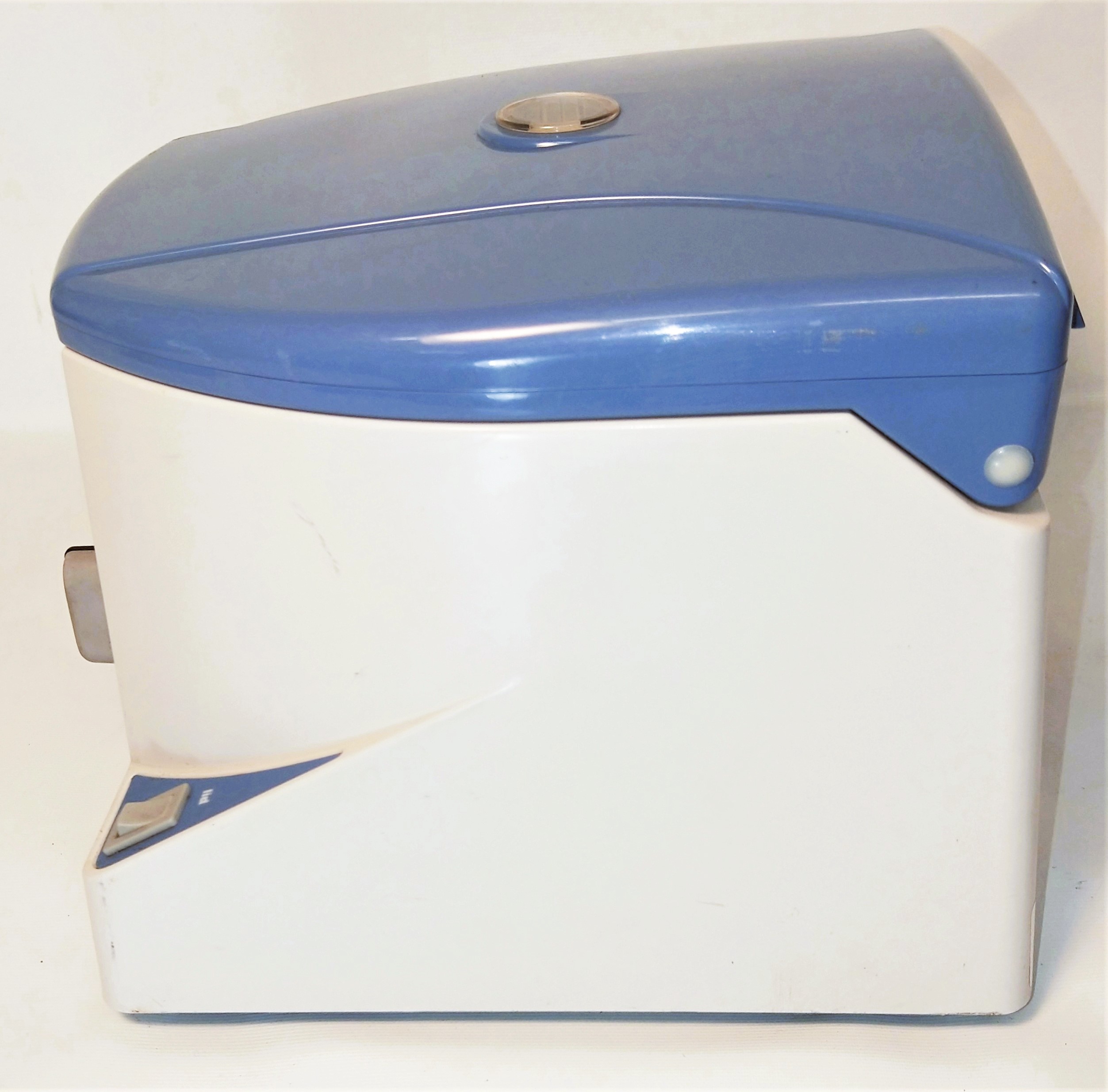 Used Labnet Spectrafuge 16M MicroCentrifuge (18 x 1.5/2mL)