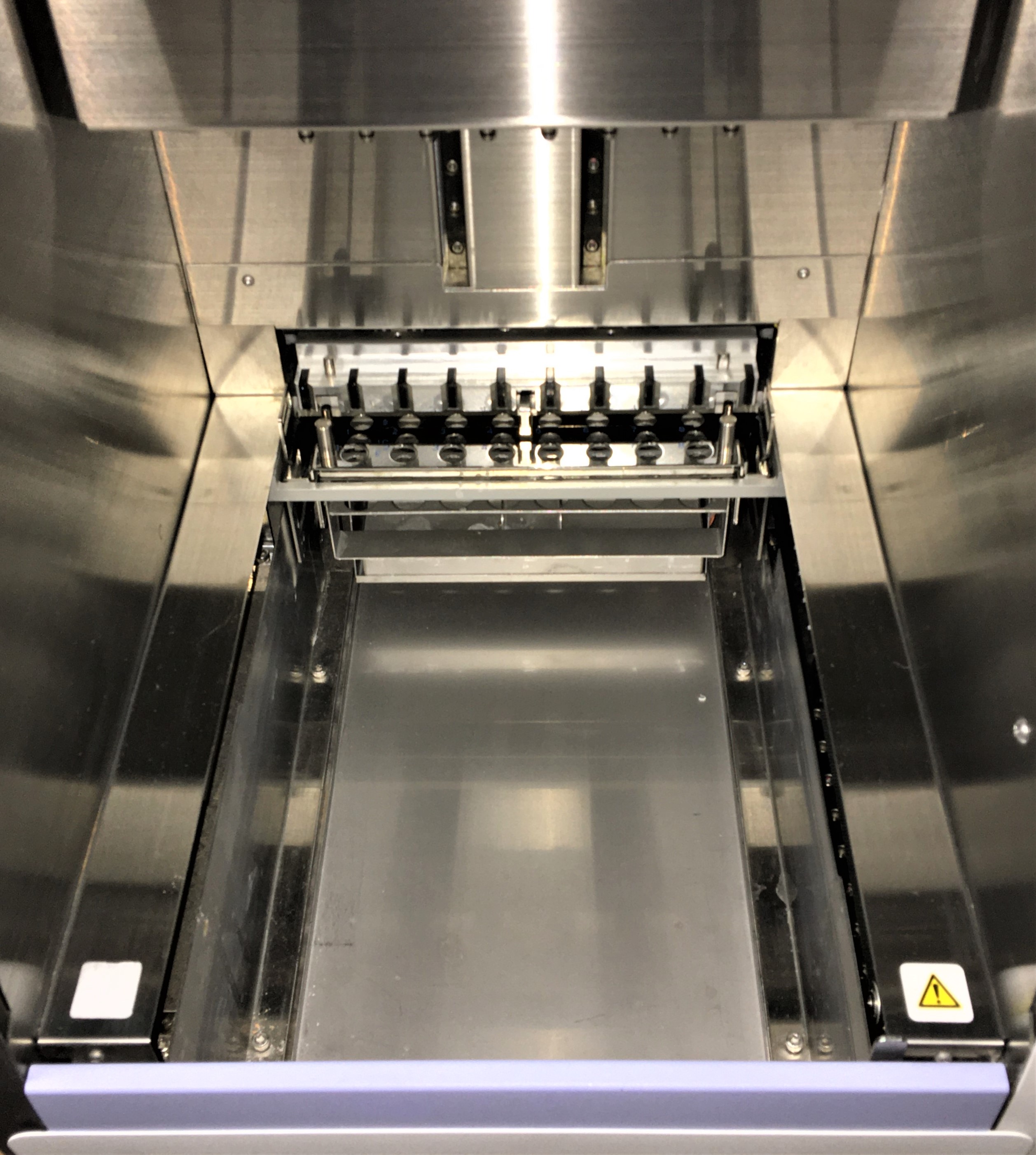 Used Roche MagNA Pure Compact Nucleic Acid Isolation System