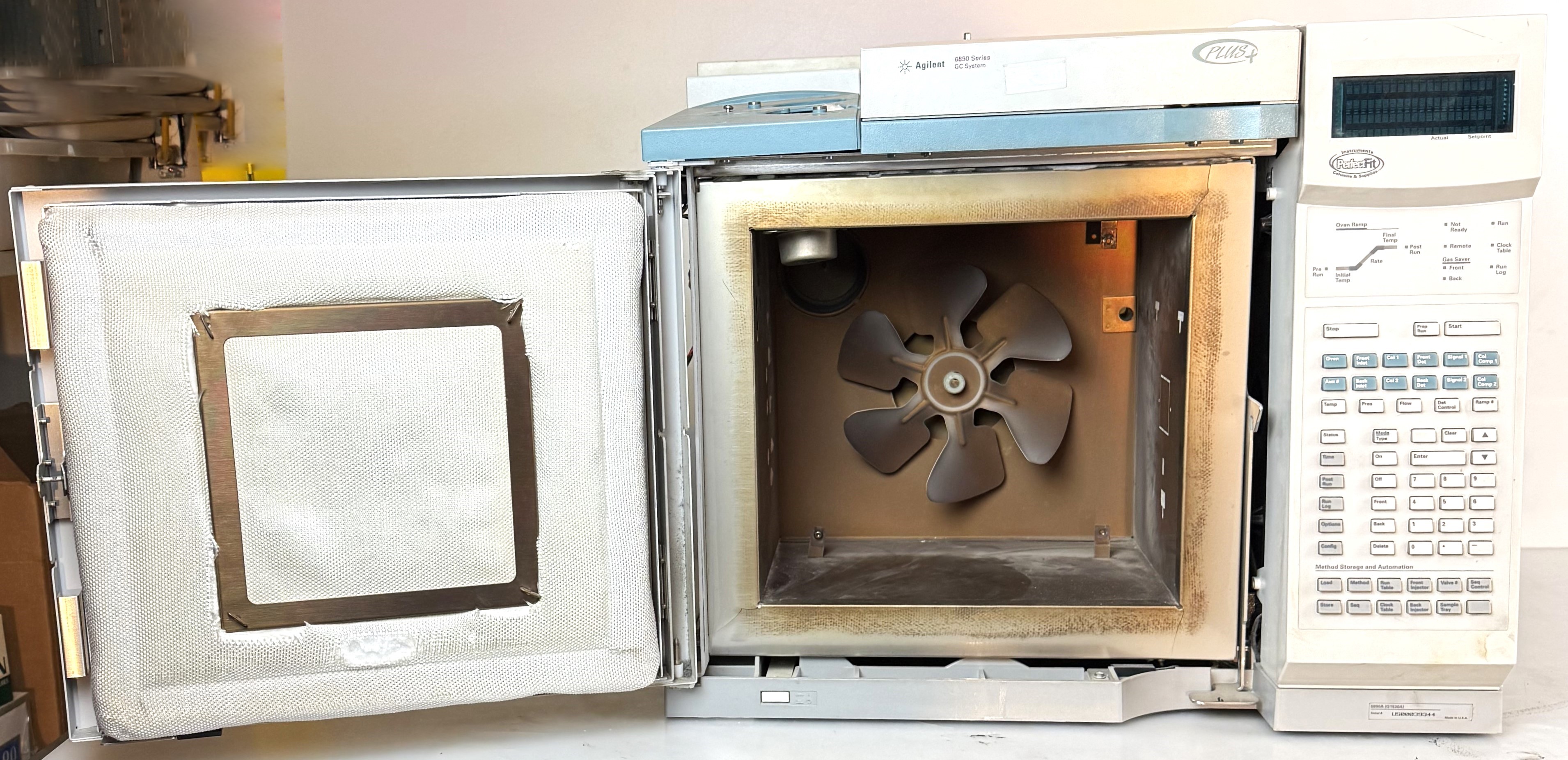 As is Agilent 6890A Plus (G1530A) Gas Chromatograph