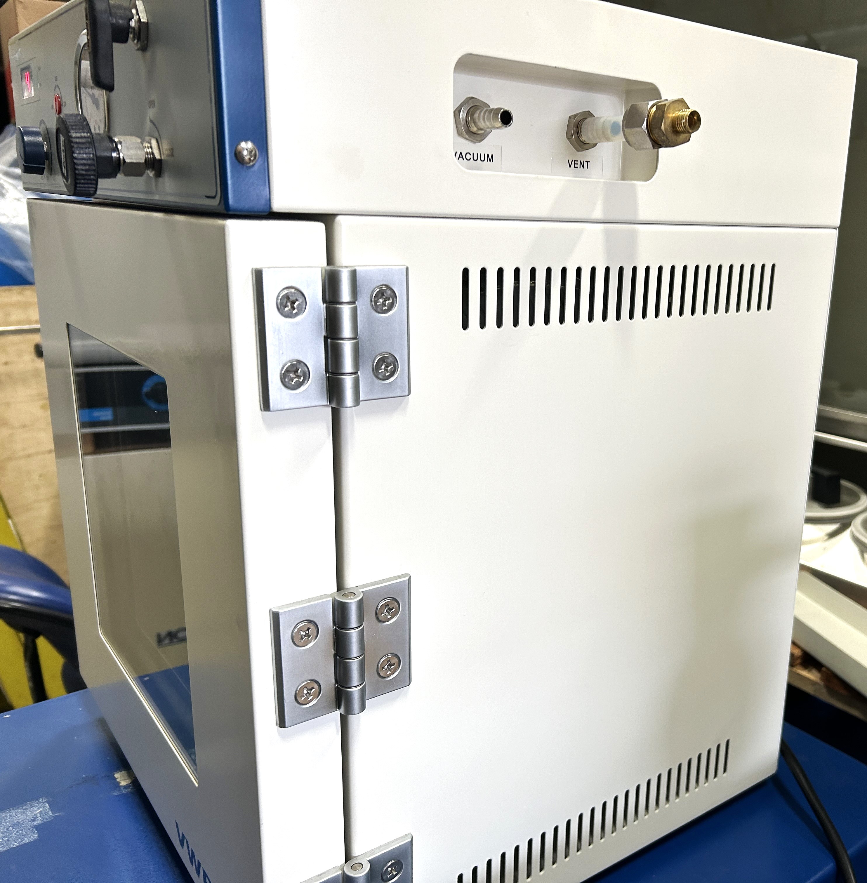 New Open Box VWR Basic Vacuum Oven (0.7 Cu-Ft)