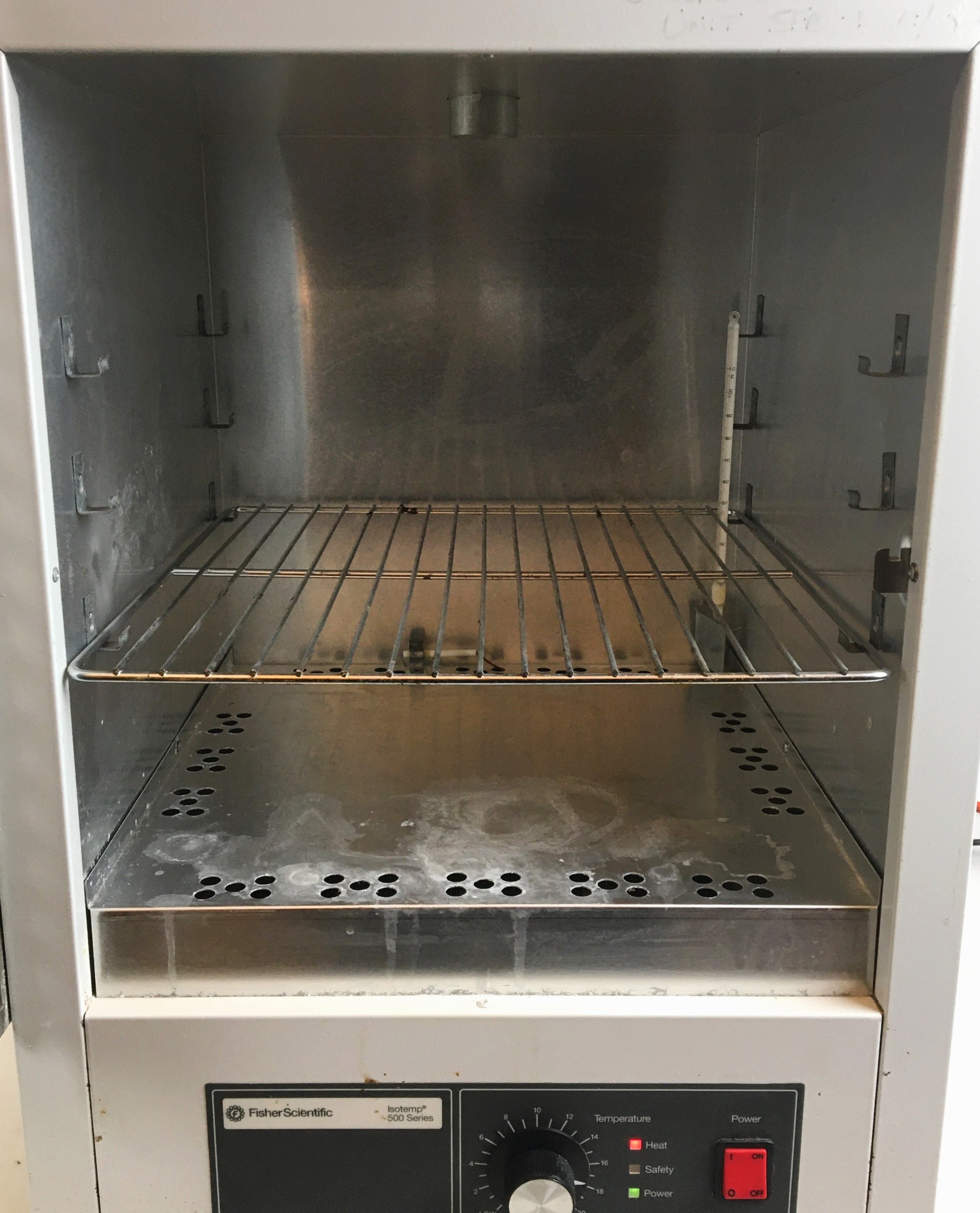 Used Fisher Isotemp 516D Gravity-Convection Incubator (1.6 Cu-Ft)