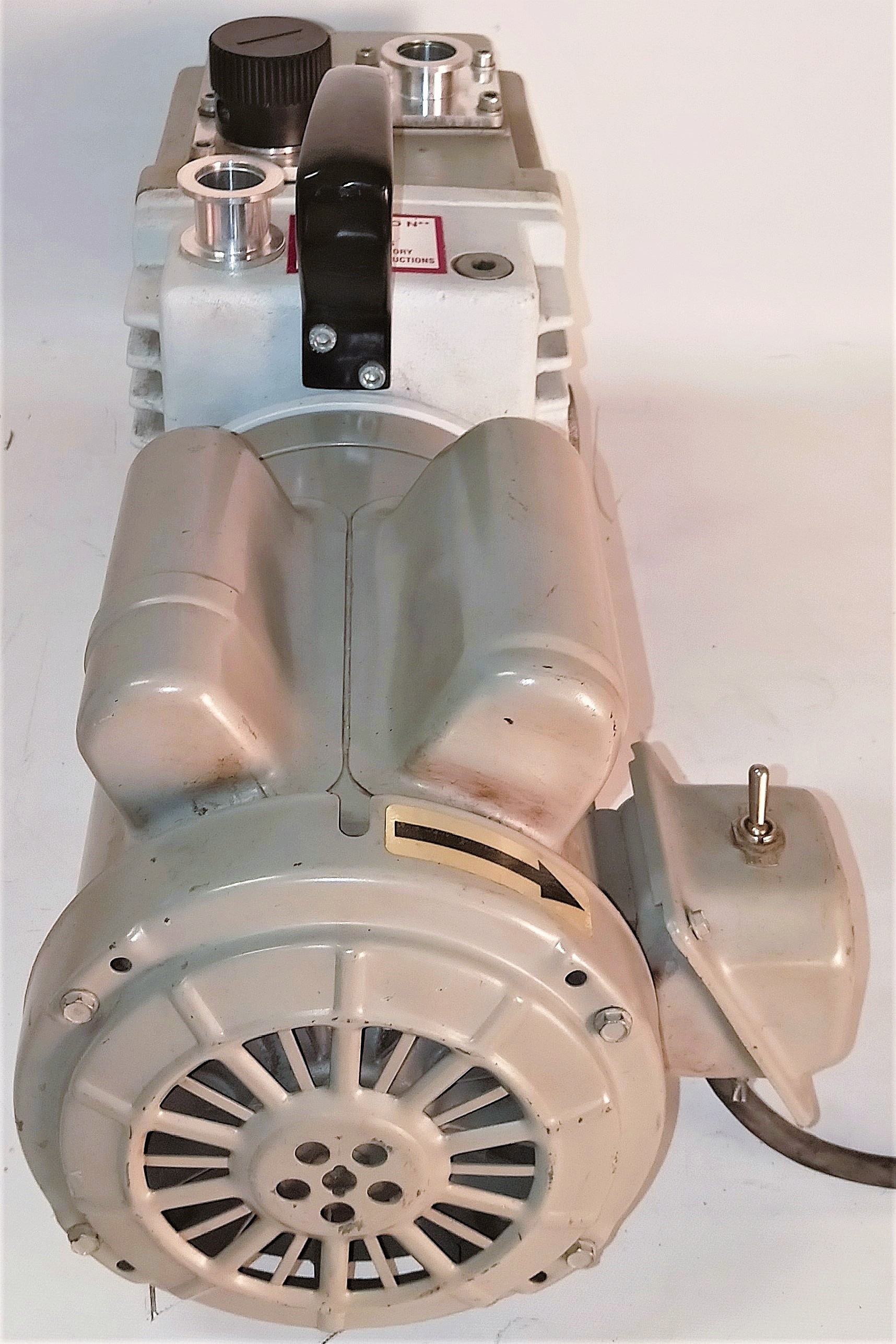 Used Leybold Trivac D16A Rotary Vacuum Pump (14.1cfm)