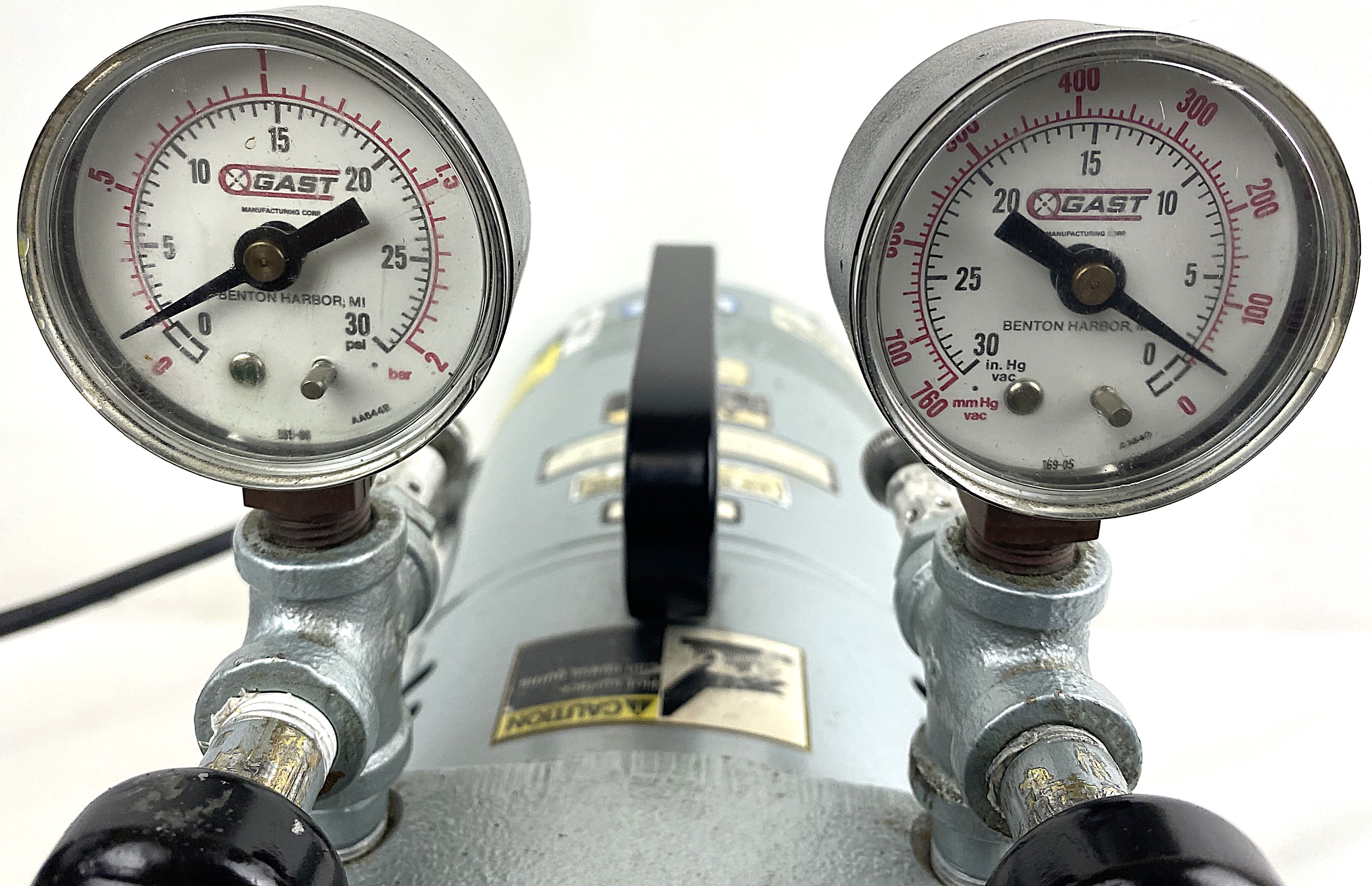 Used Gast G180GDX Lubricated Rotary Vacuum Pump (4.5 cfm)