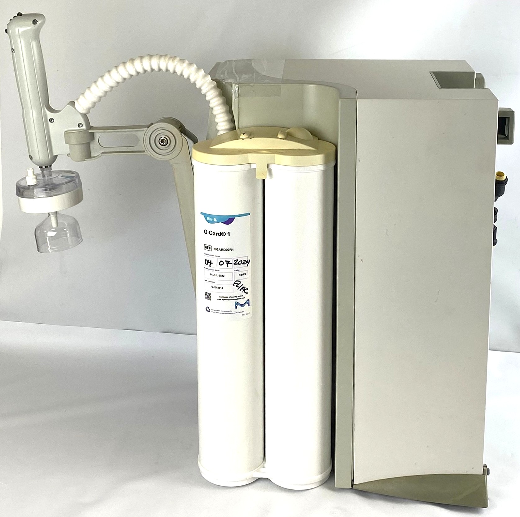 Used Millipore Milli-Q Gradient A10 Water Purifier with Q-Pod Dispenser