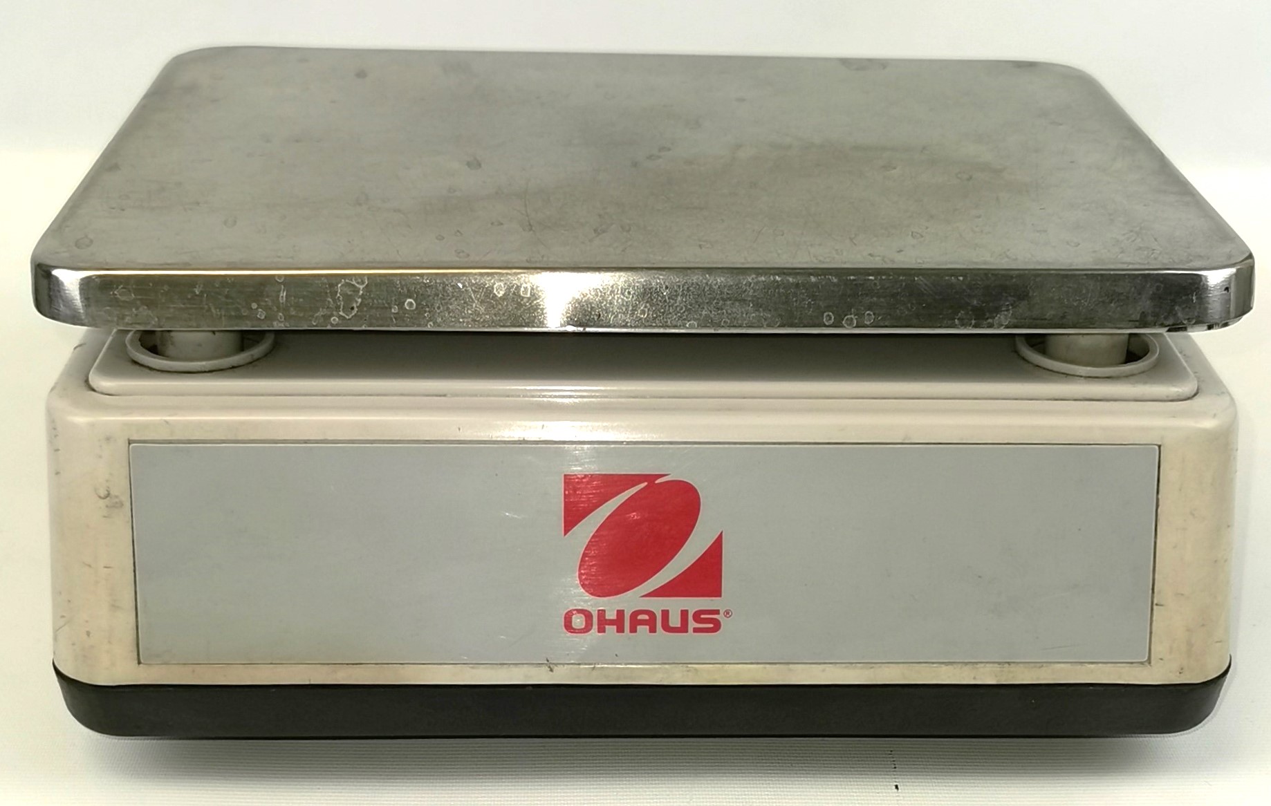 Used Ohaus Valor 1000 V11P6 Compact Balance (6000g x 1g / 13lb x 0.002lb)