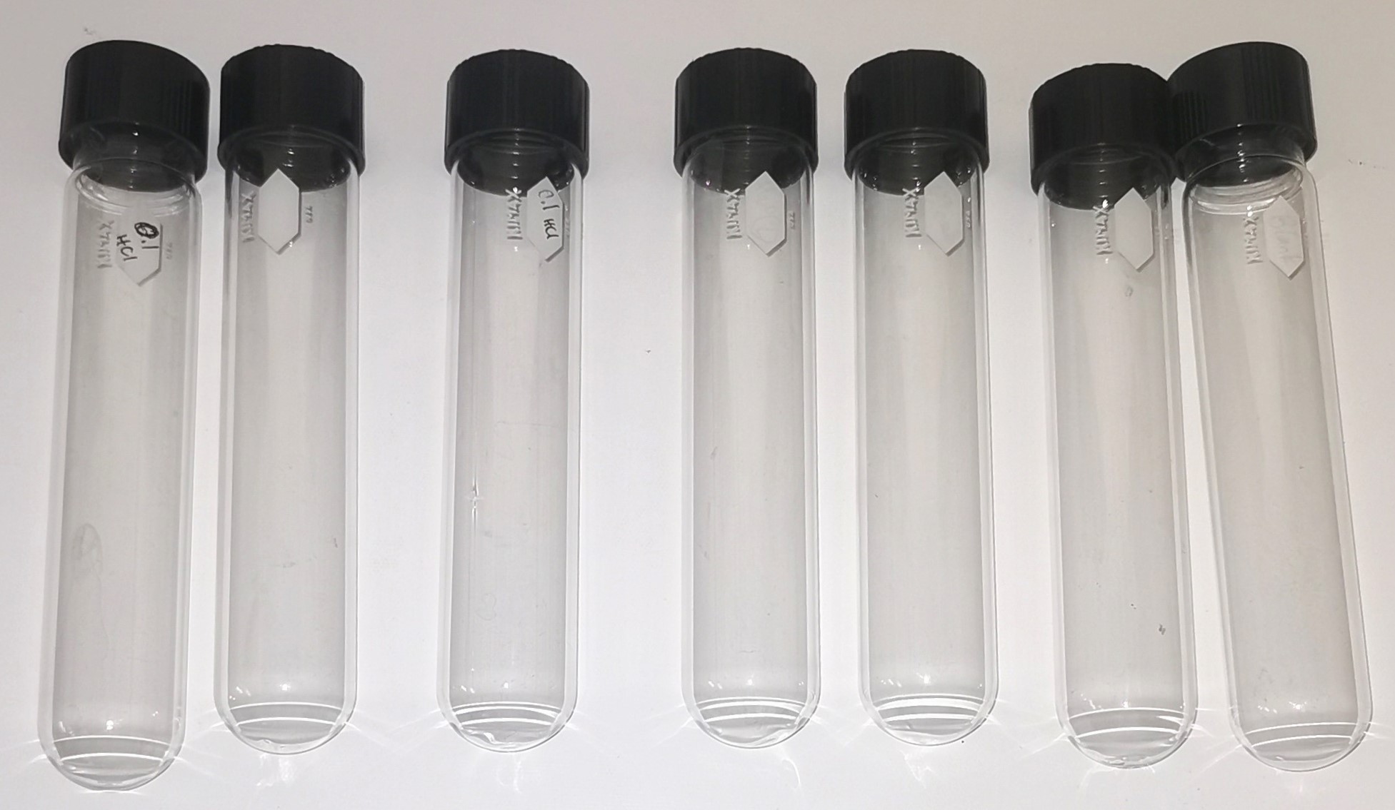 Used Kimble 45066-38200 KIMAX Culture Tubes with Caps - 160 mL (Box of 35)