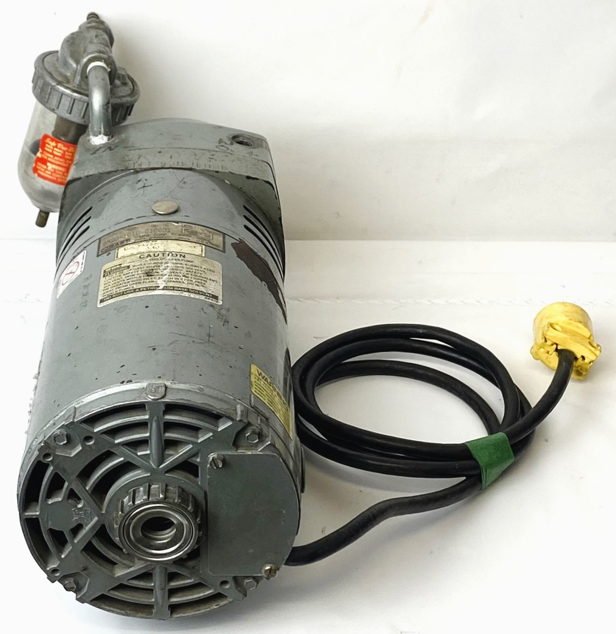 Used Gast 0523-101Q-G180DX Vacuum Pump with Filter (4.5cfm)