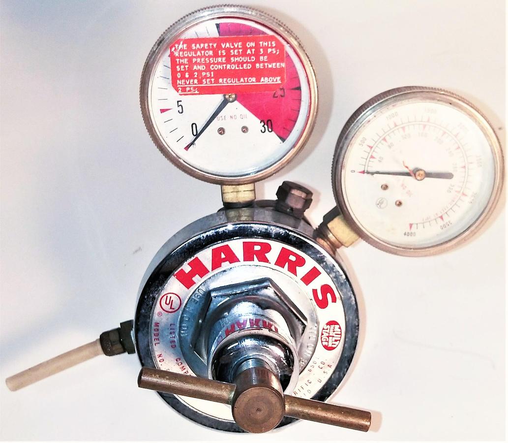 Used Harris 92-15 Multi-Stage Gas Regulator