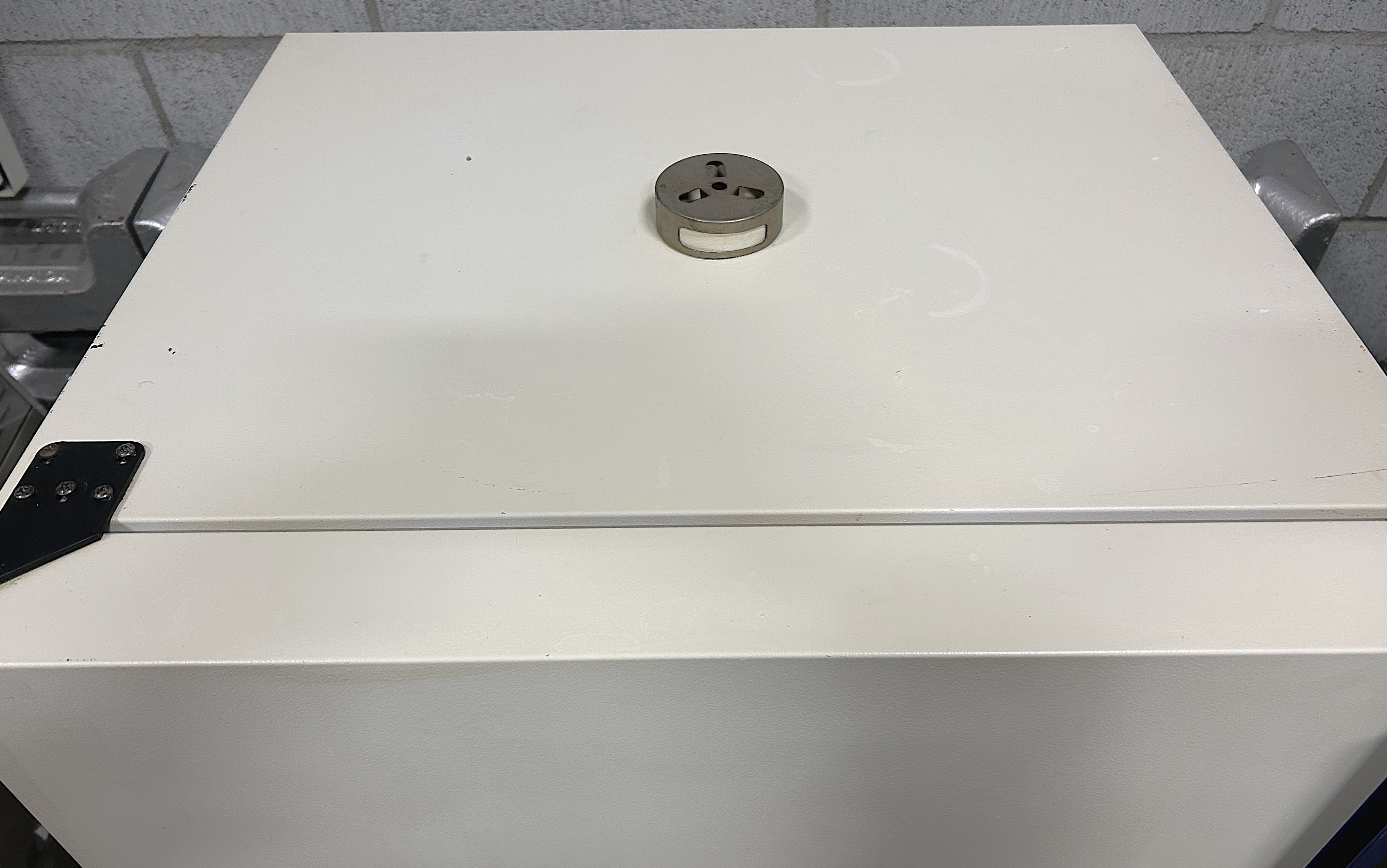 Used Precision Economy 5EM Gravity-Convection Incubator (4.5 Cu-Ft)