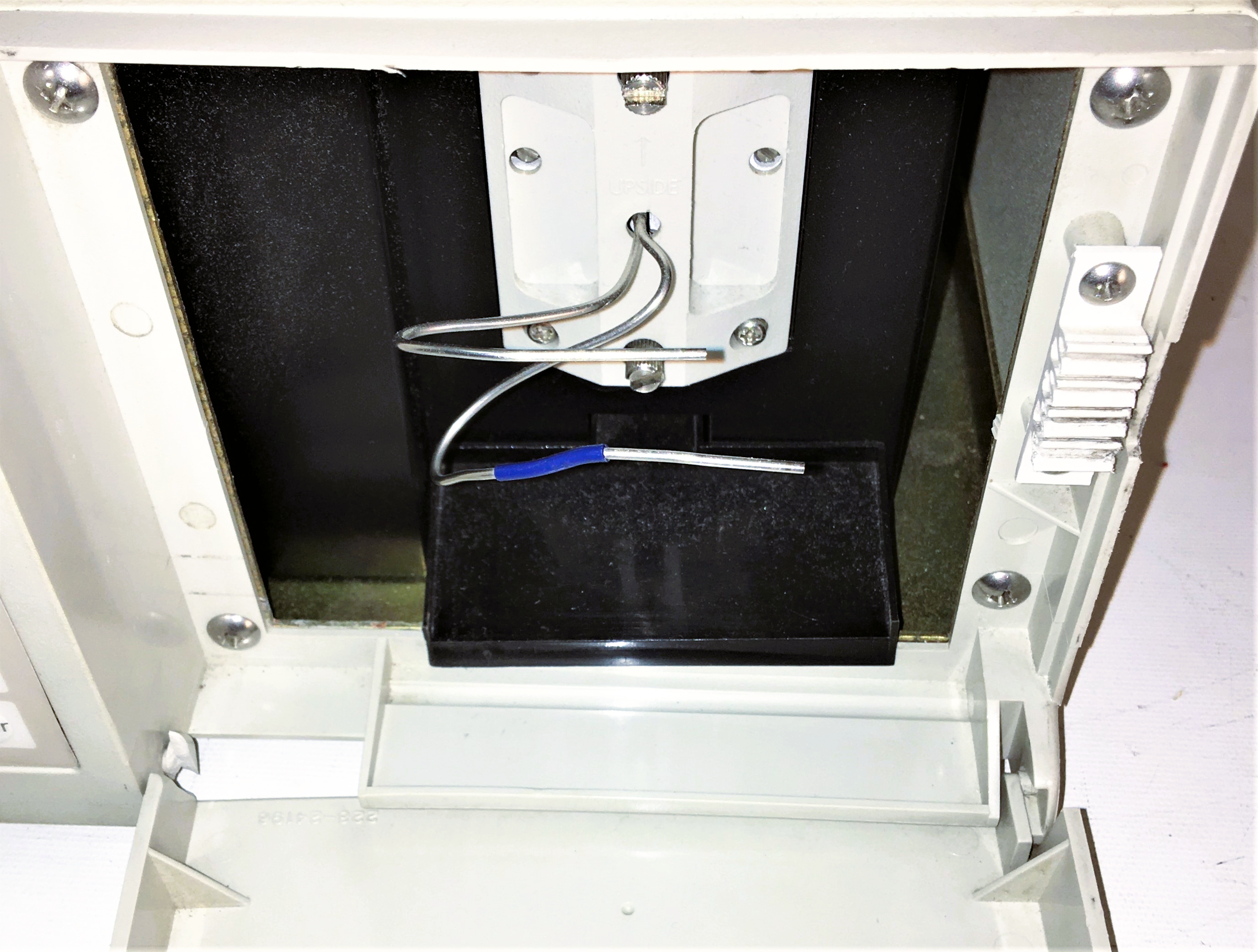 Used Shimadzu SPD-10A UV-Visible Detector