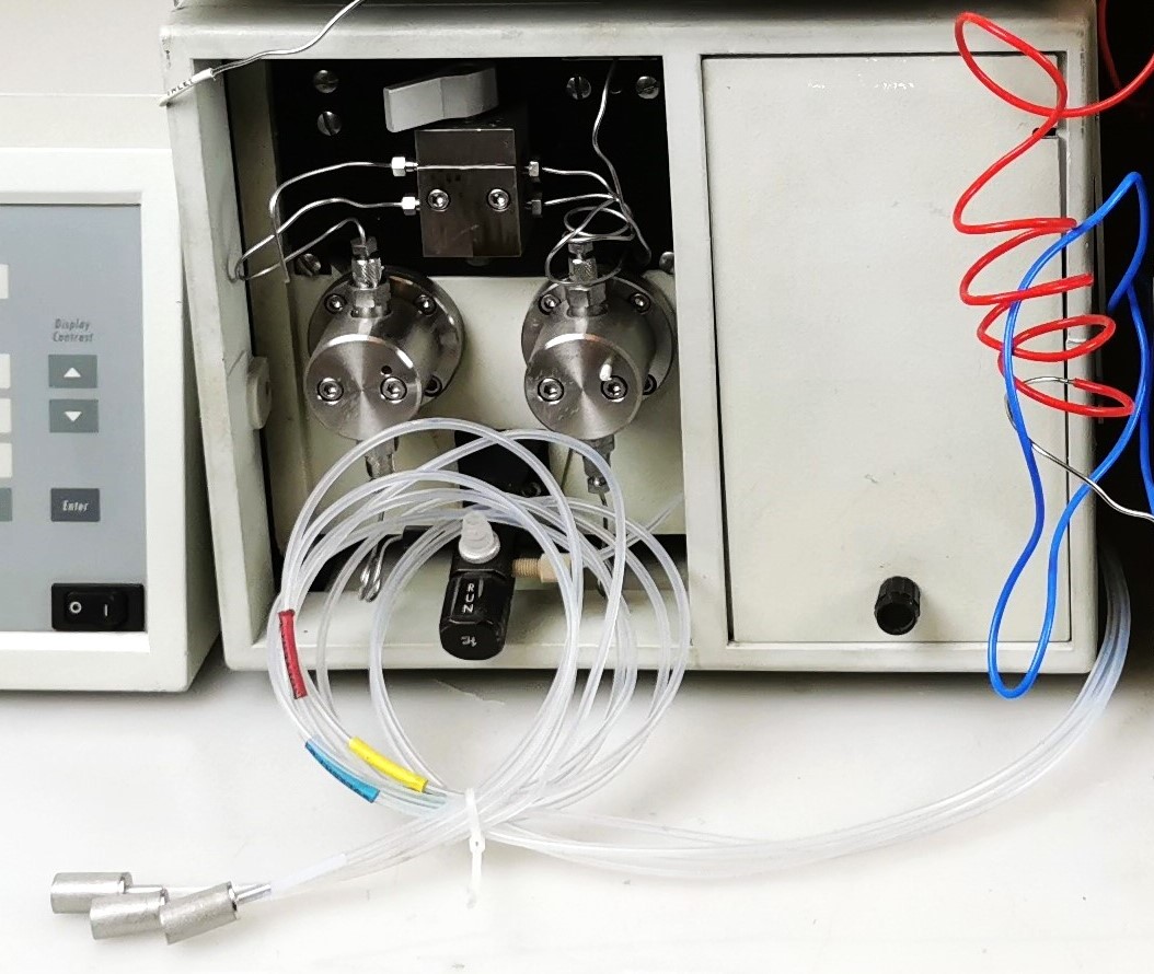 Used Waters UV-Visible HPLC System