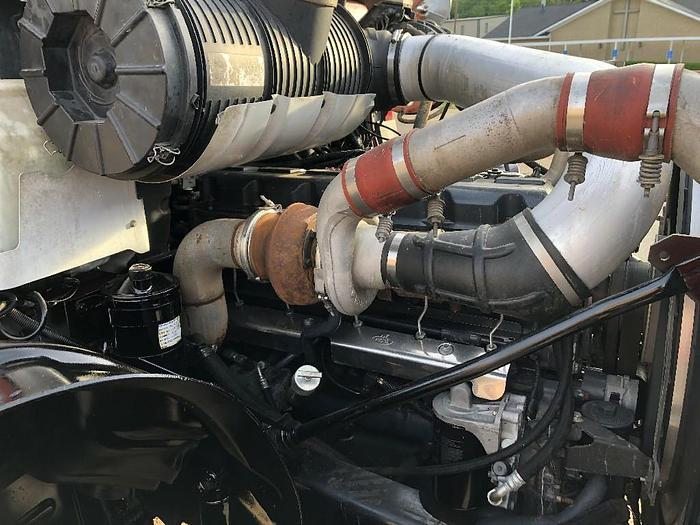 Used 2006 Mack CV713