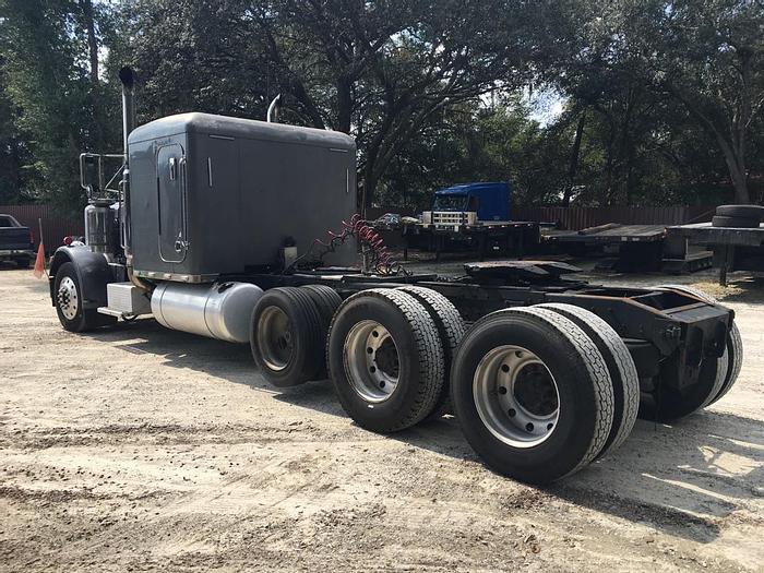 Used 1983 PETERBILT 359