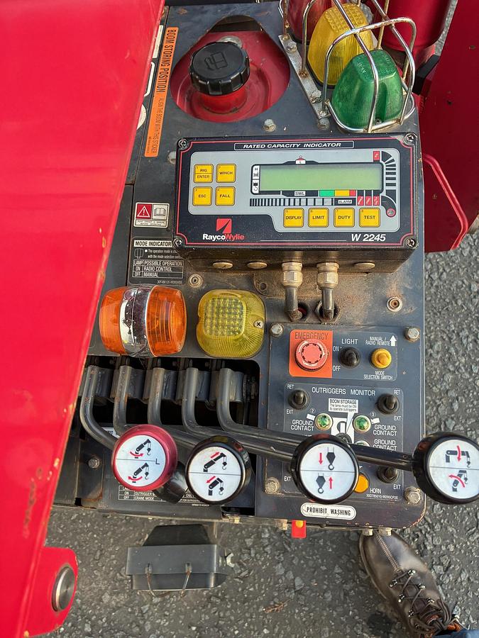 Used 2017 UNIC URW-295 CER