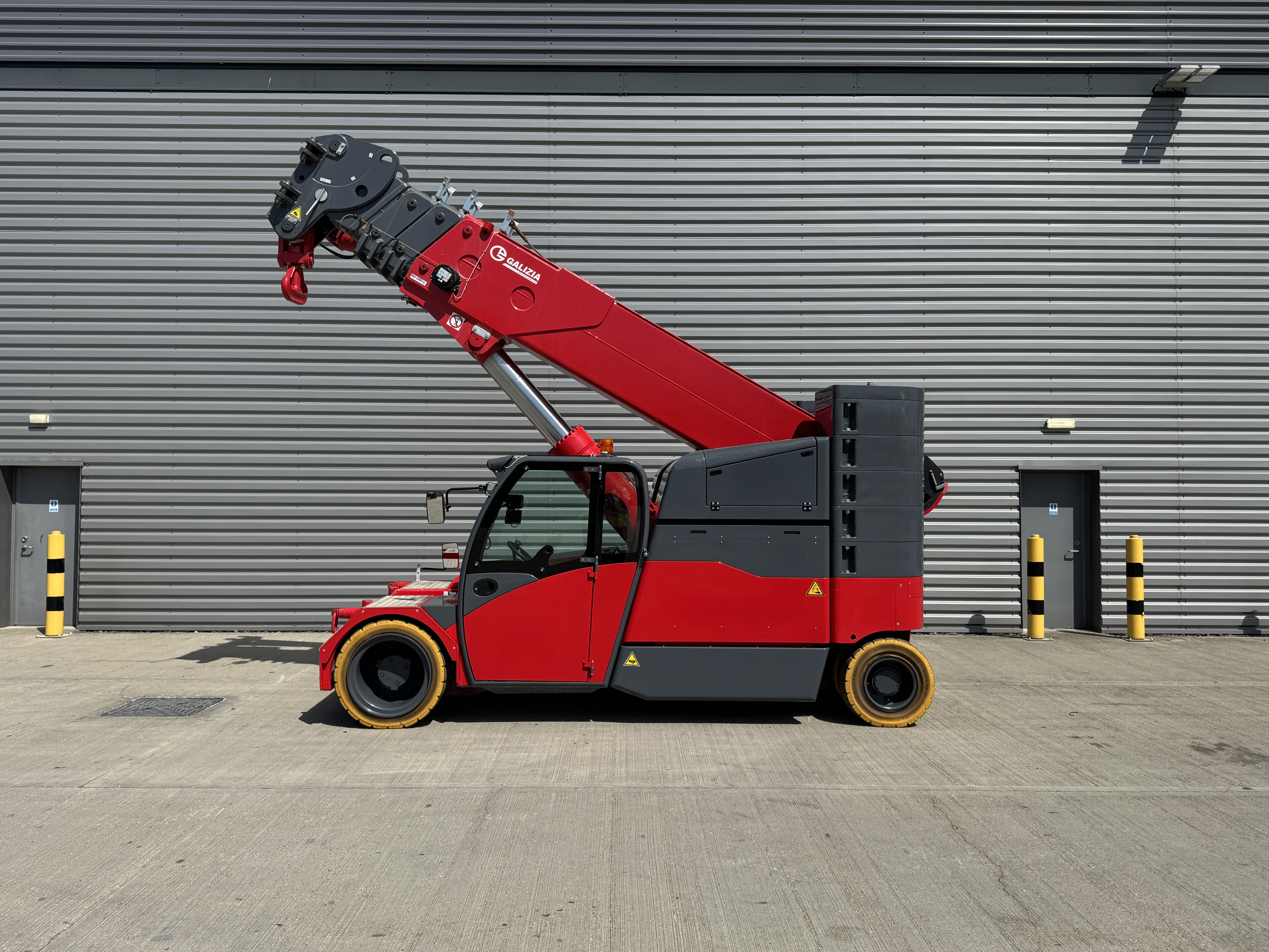 Used 2024 Galizia GF420