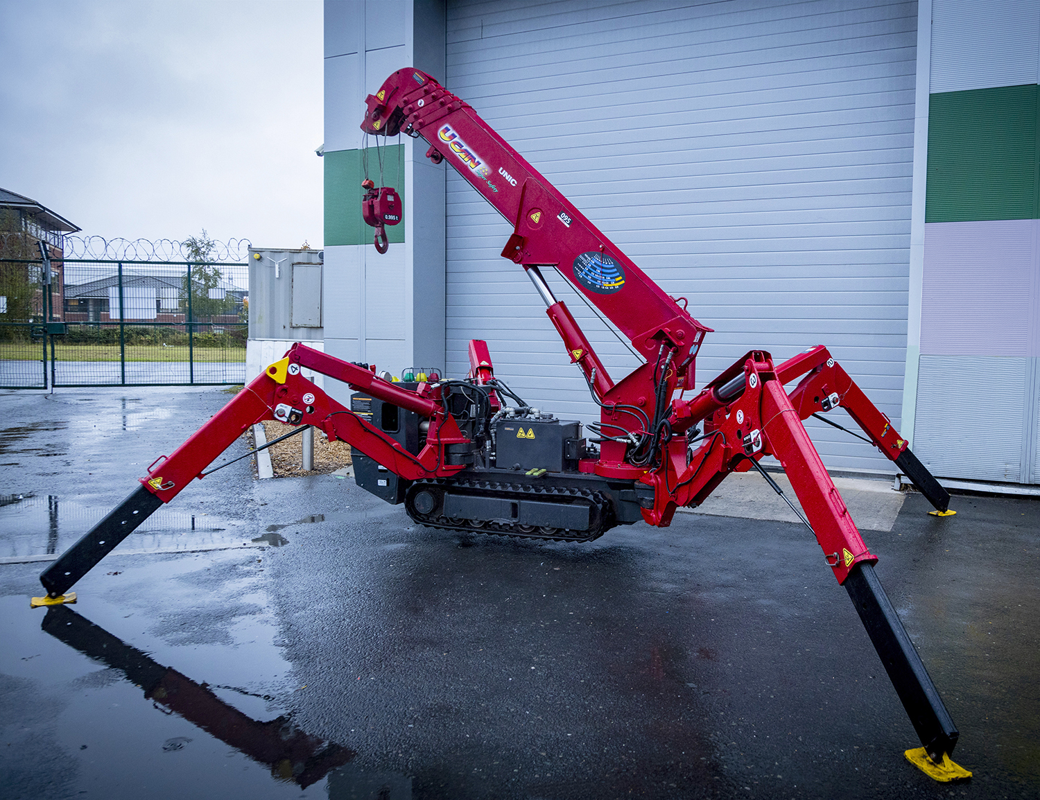 Used UNIC URW-095 CER Mini Spider Crane