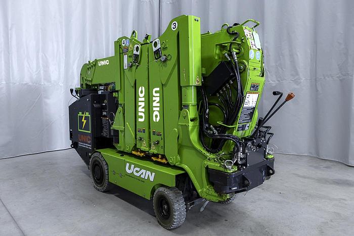 Used 2015 UNIC URW-295-WBE