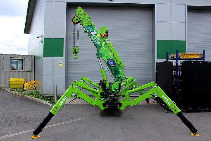 Used Sold - 05/21 - 2013 UNIC URW-095-WBE Mini Spider Crane
