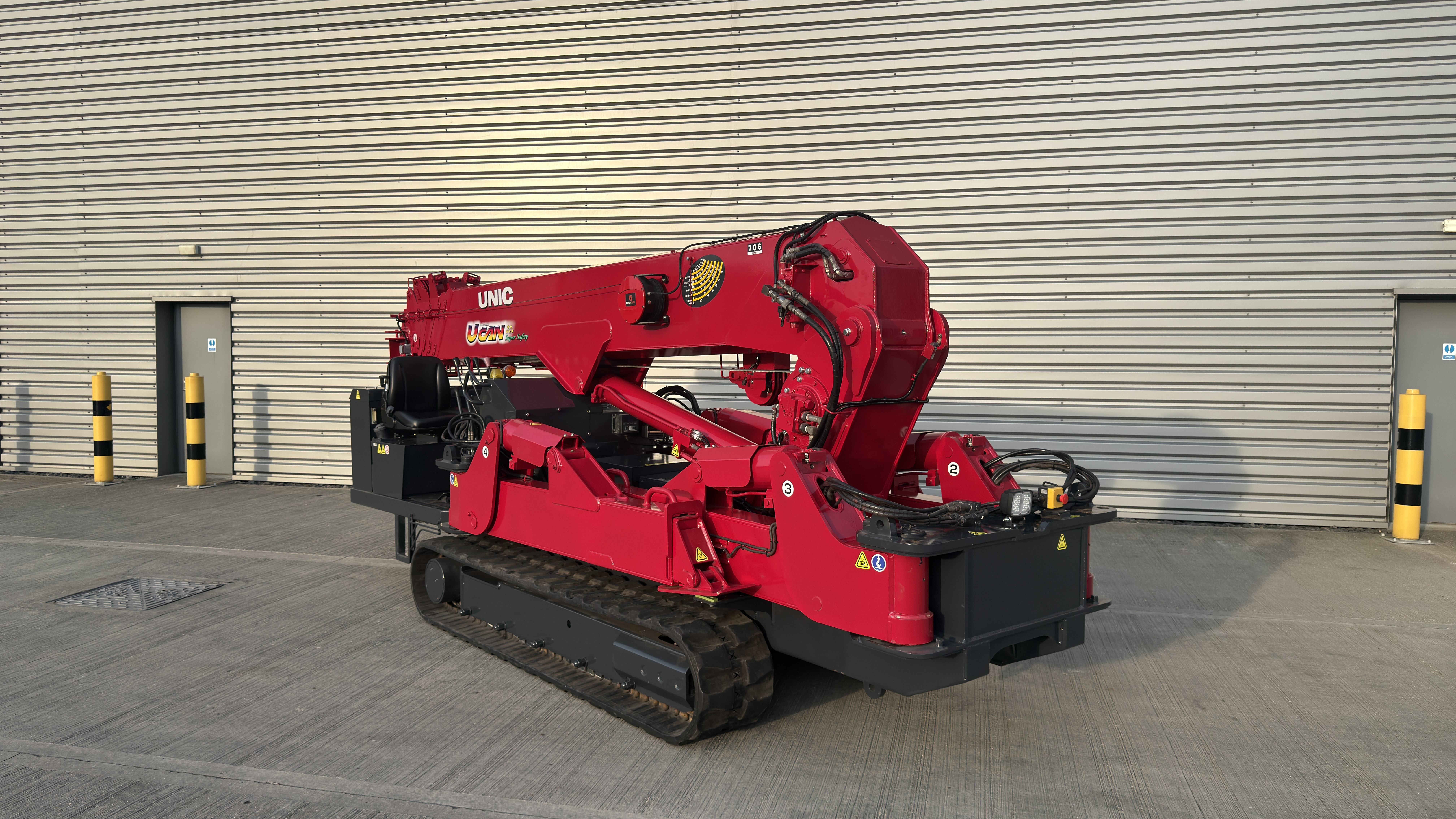 Used UNIC URW-706-2 CDMER