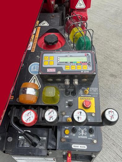 Used Sold - 09/22 - 2013 UNIC URW-295 CER Mini Spider Crane