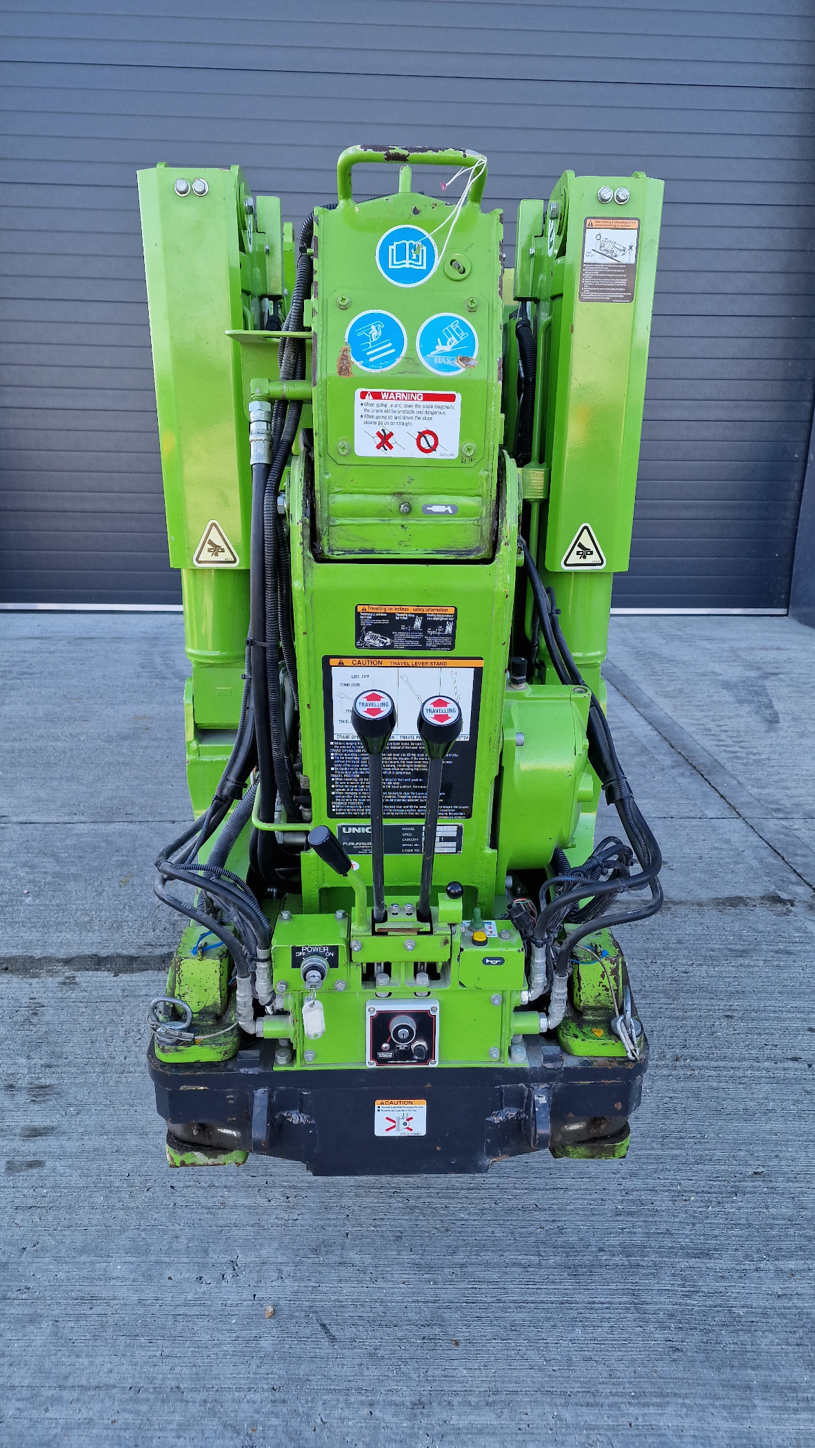 Used Sold - 10/22 - 2019 UNIC URW-295-WBE Mini Spider Crane