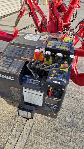Used Sold - 02/24 - 2015 UNIC URW-295 CER Mini Spider Crane