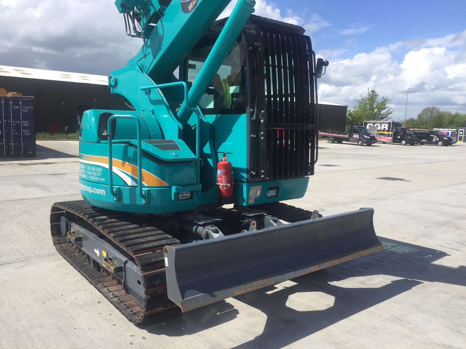 Used Sold - 04/19 - 2017 Sunward SWTC05B Mini Crawler Crane