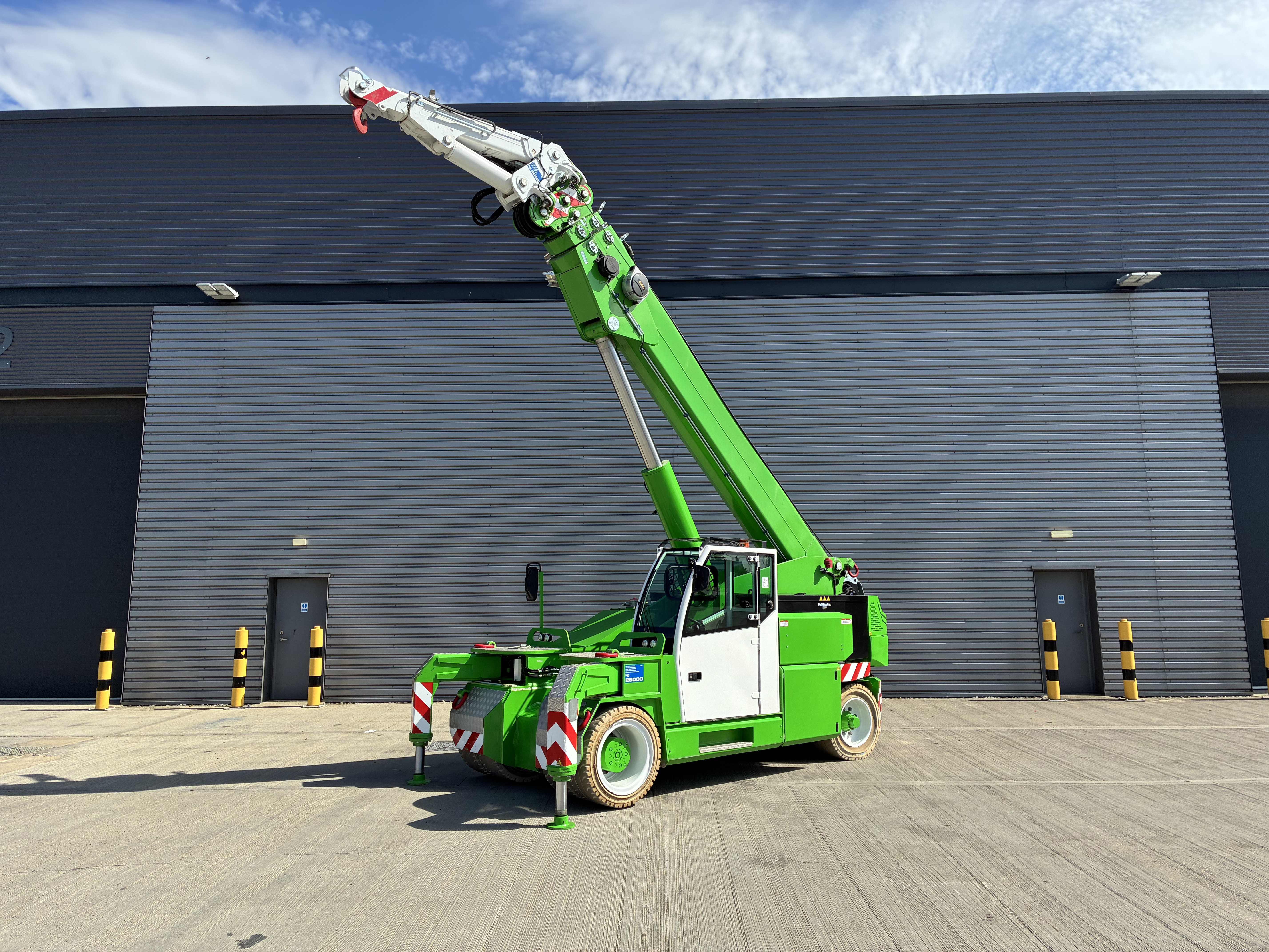 Used JMG MC250