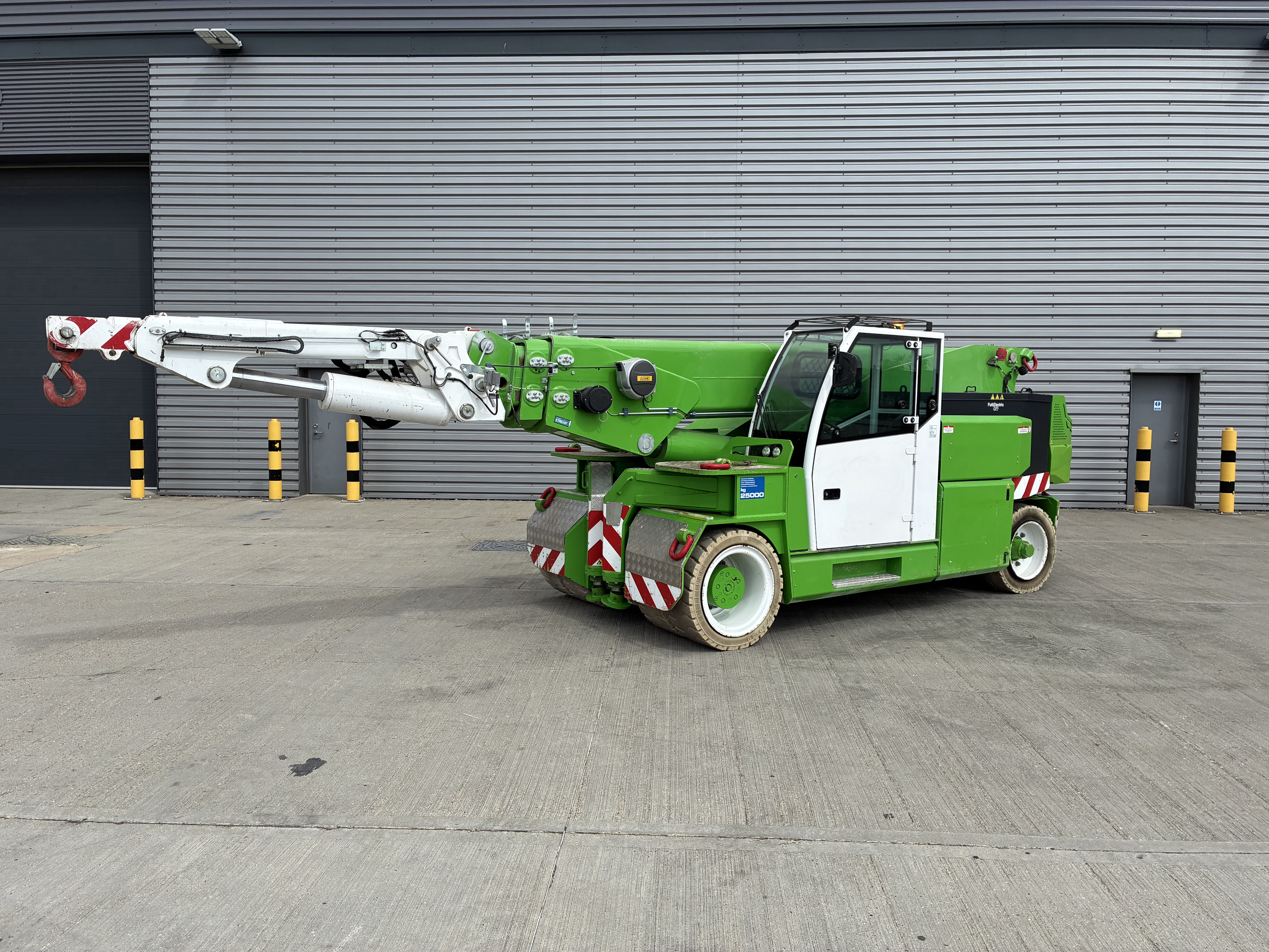 Used JMG MC250