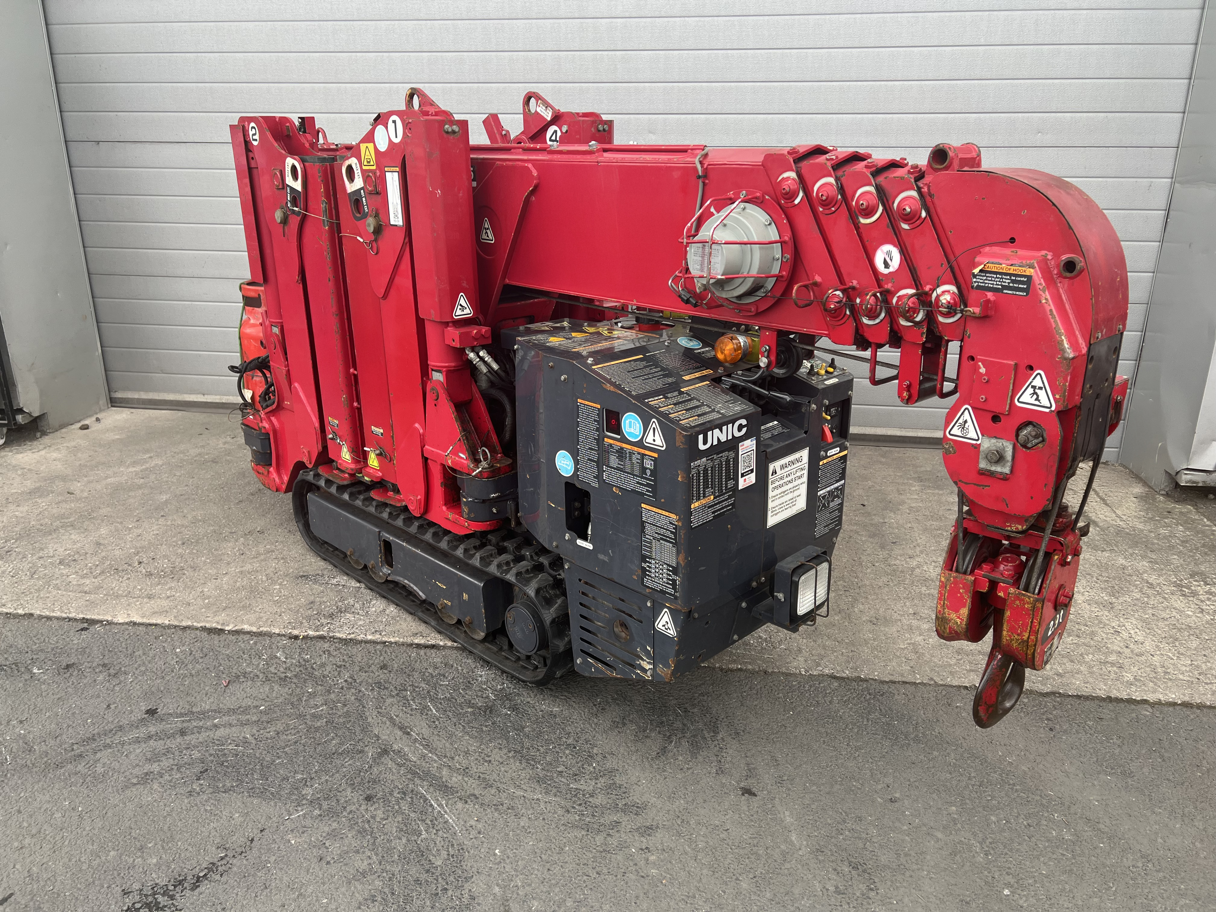 Used UNIC URW-295 CER