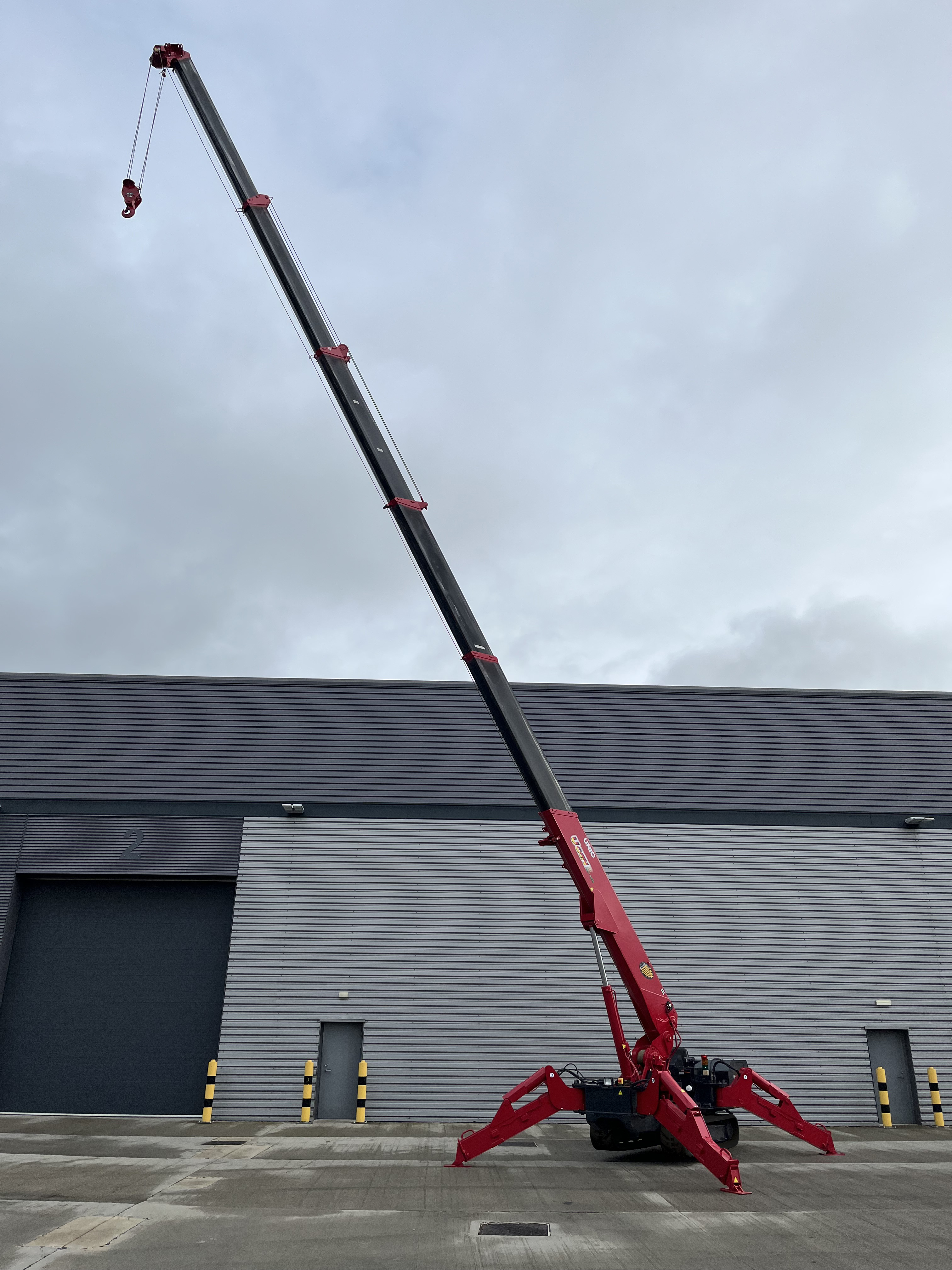 Used 2008 UNIC URW-706 CDMER