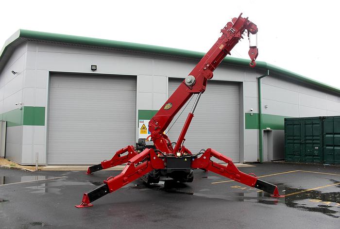 Used Used UNIC URW-706 CDMER Mini Spider Crane SOLD