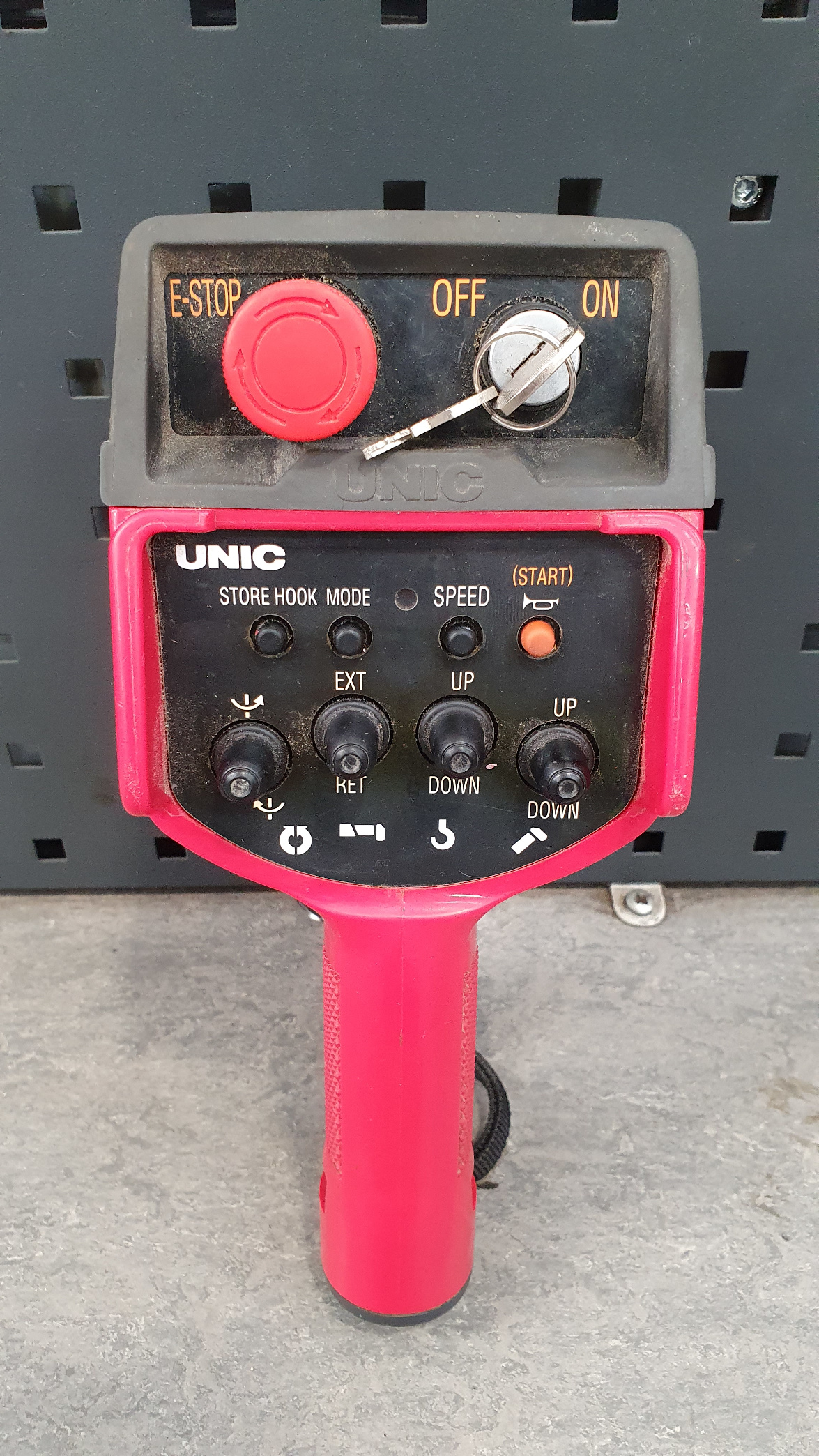 Used Sold - 11/21 - 2007 UNIC URW-094 CER Mini Spider Crane