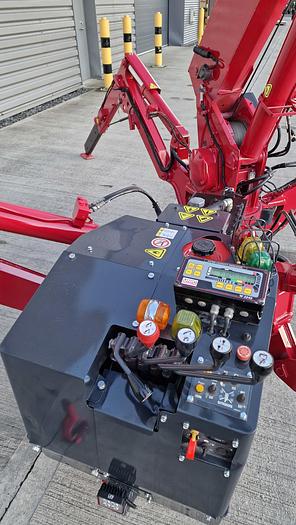 Used 2014 UNIC URW-295 CER Mini Spider Crane