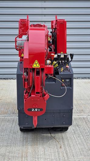 Used 2009 UNIC URW-295 CER