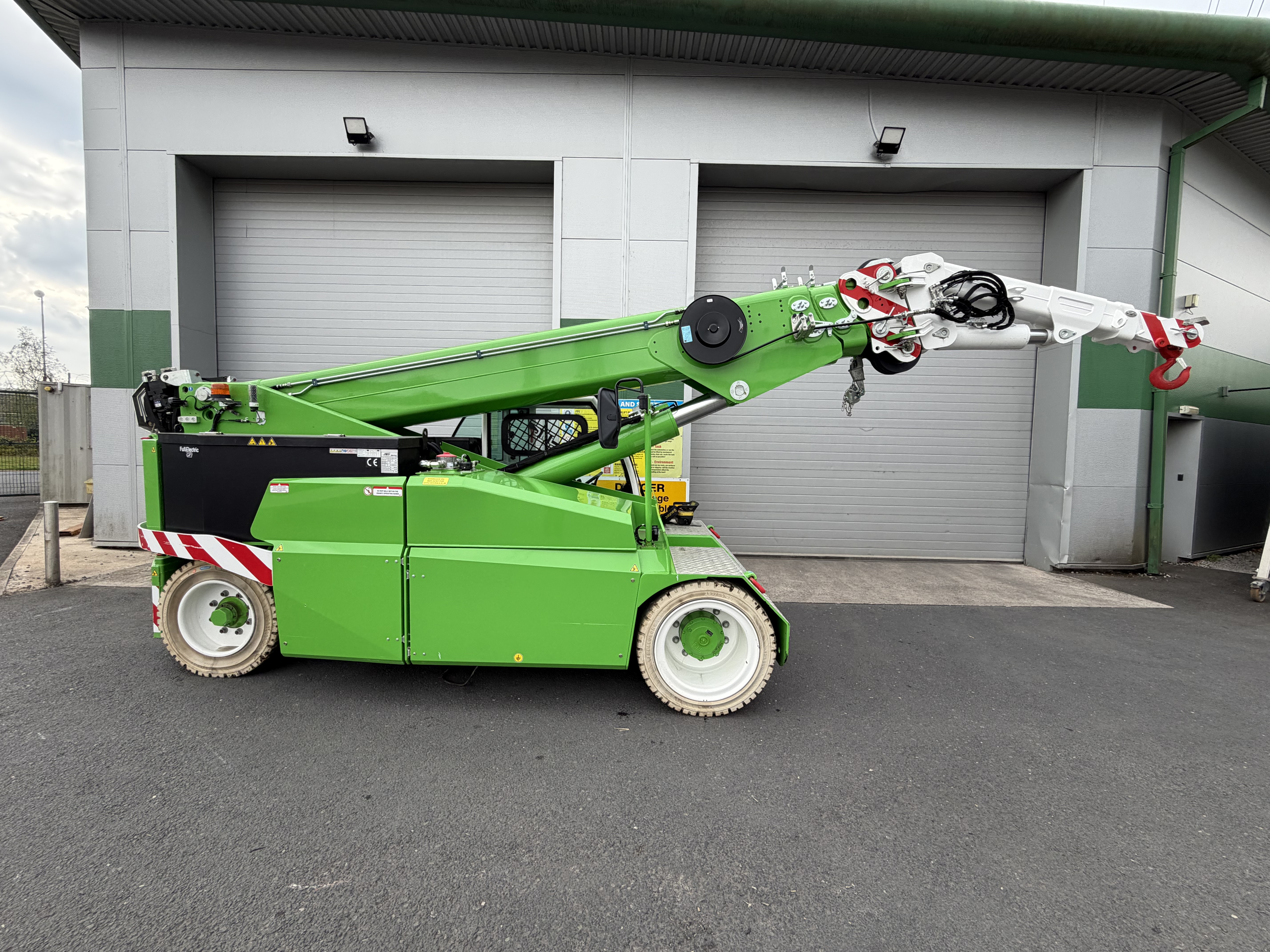 Used JMG MC180