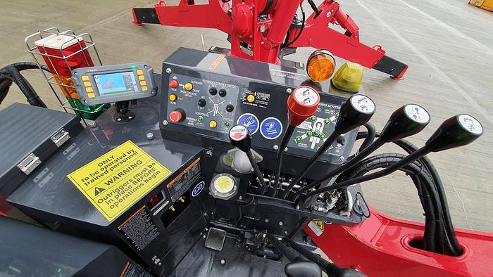 Used Sold - 01/21 - 2020 UNIC URW-547 CDER Mini Spider Crane