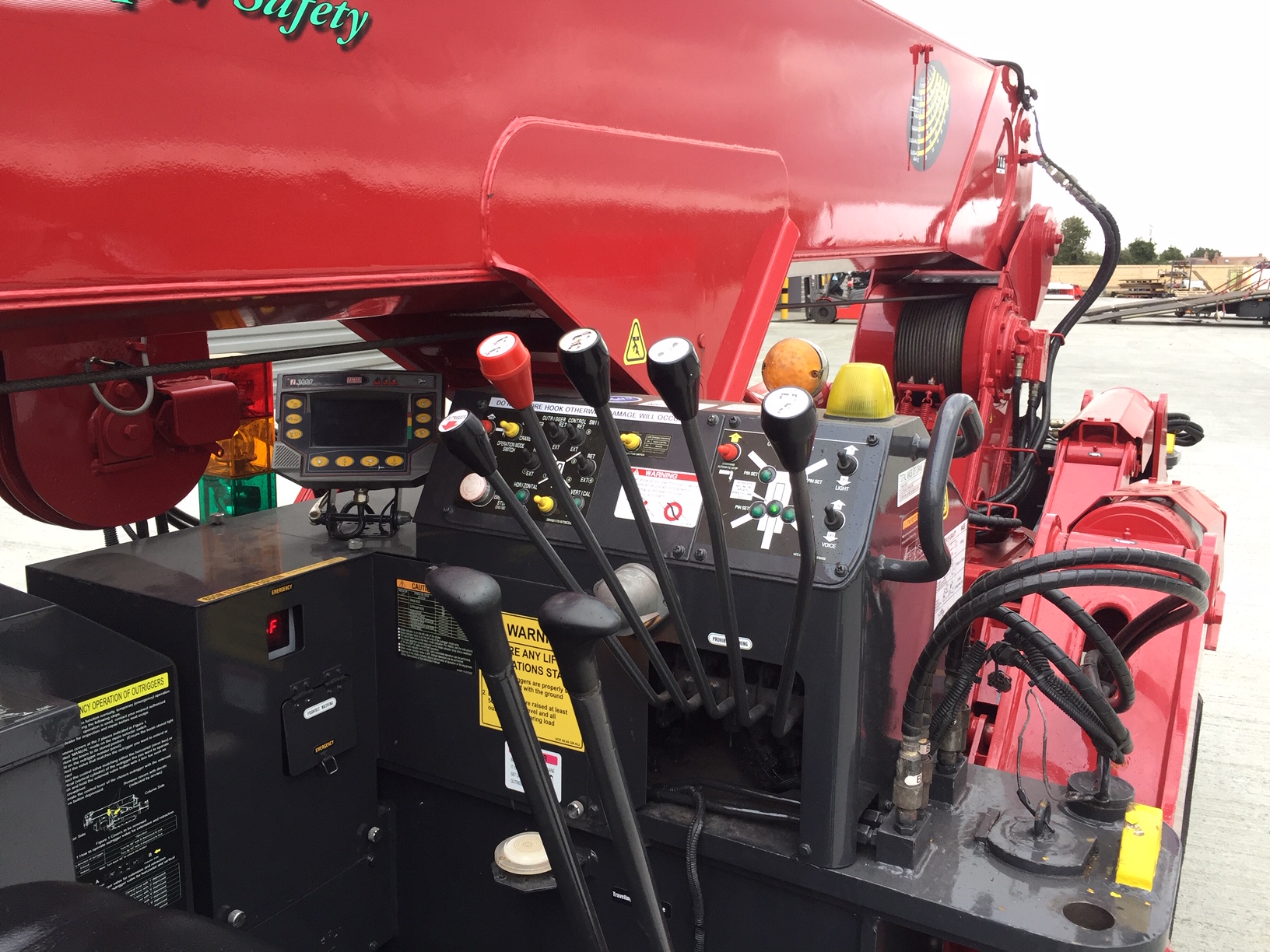 Used Sold – 04/19 – 2009 UNIC URW-706 CDMER Mini Spider Crane