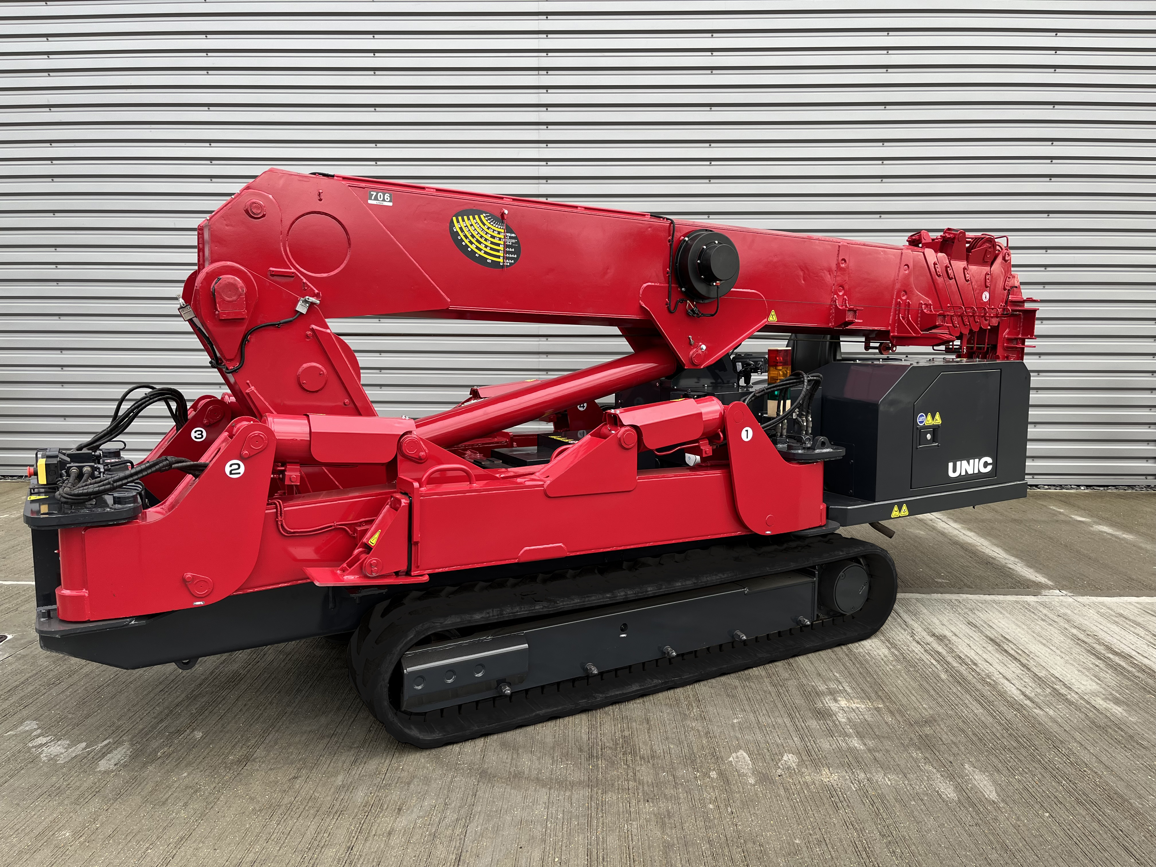 Used 2008 UNIC URW-706 CDMER