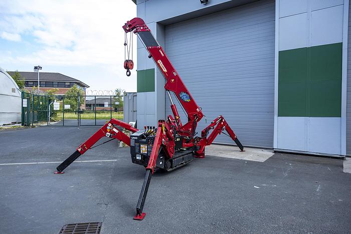 Used Sold - 10/22 - 2014 UNIC URW-095 CER Mini Spider Crane