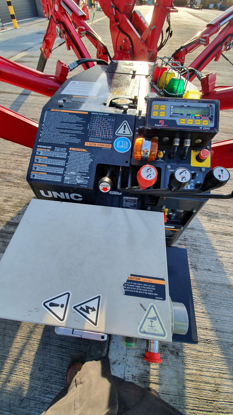 Used Sold - 05/20 - 2015 UNIC URW-295 CDMER Mini Spider Crane