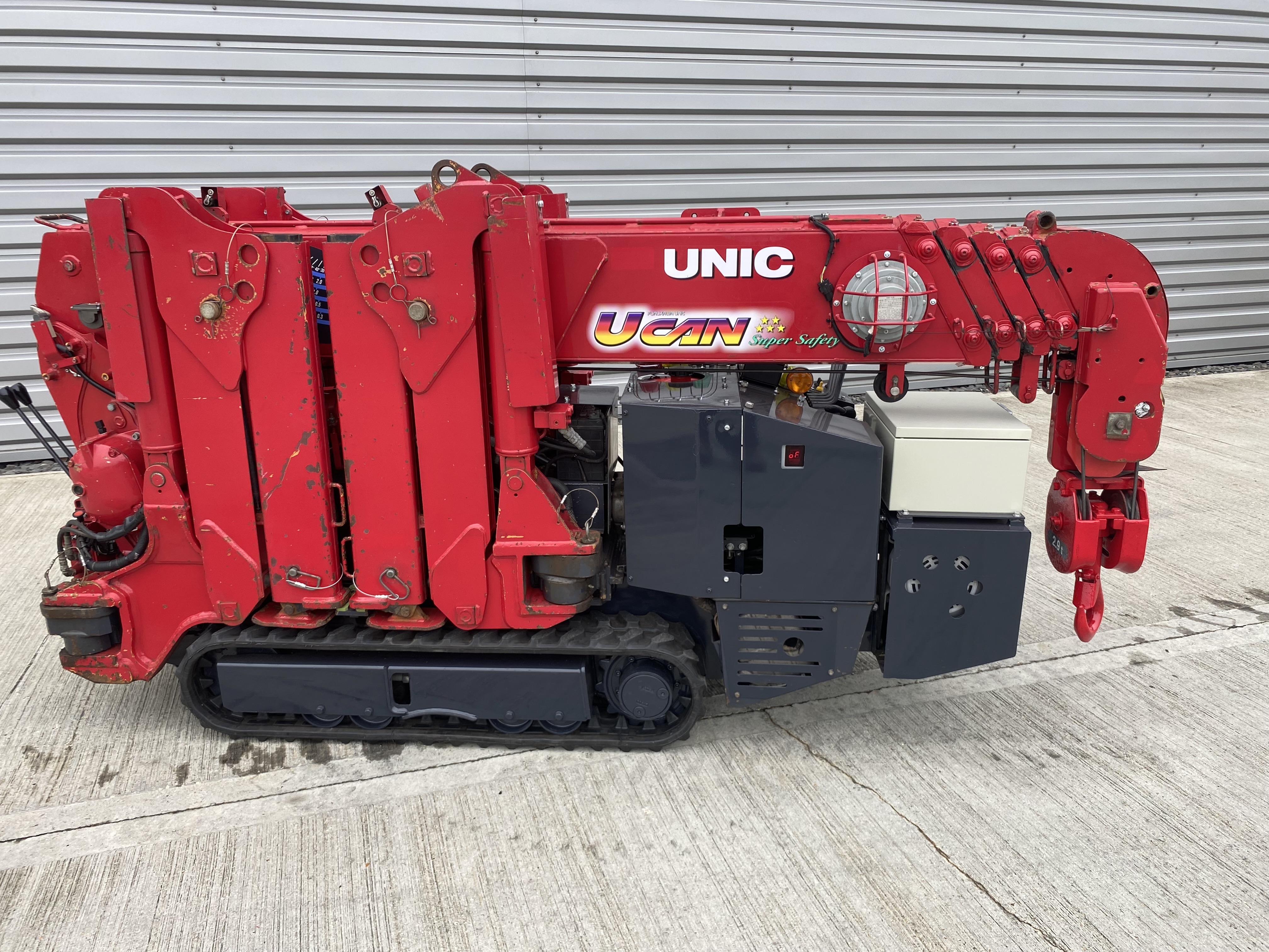 Used 2014 UNIC URW-295 CMER