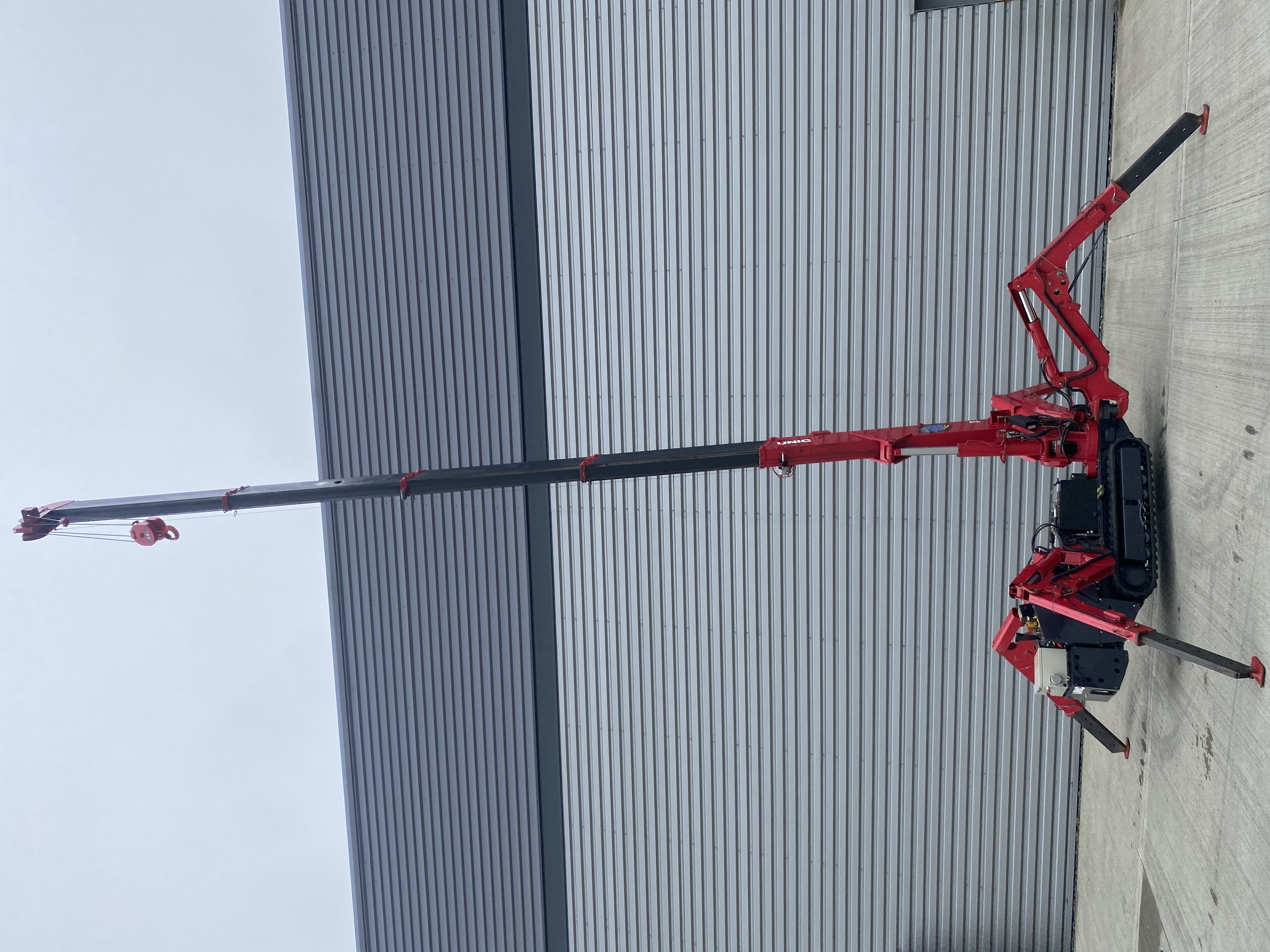 Used 2014 UNIC URW-295 CMER