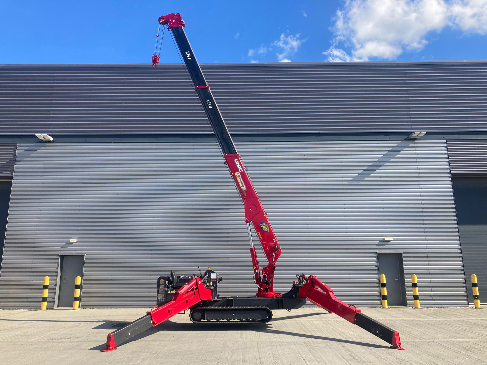 Used 2023 UNIC URW-547 CDER