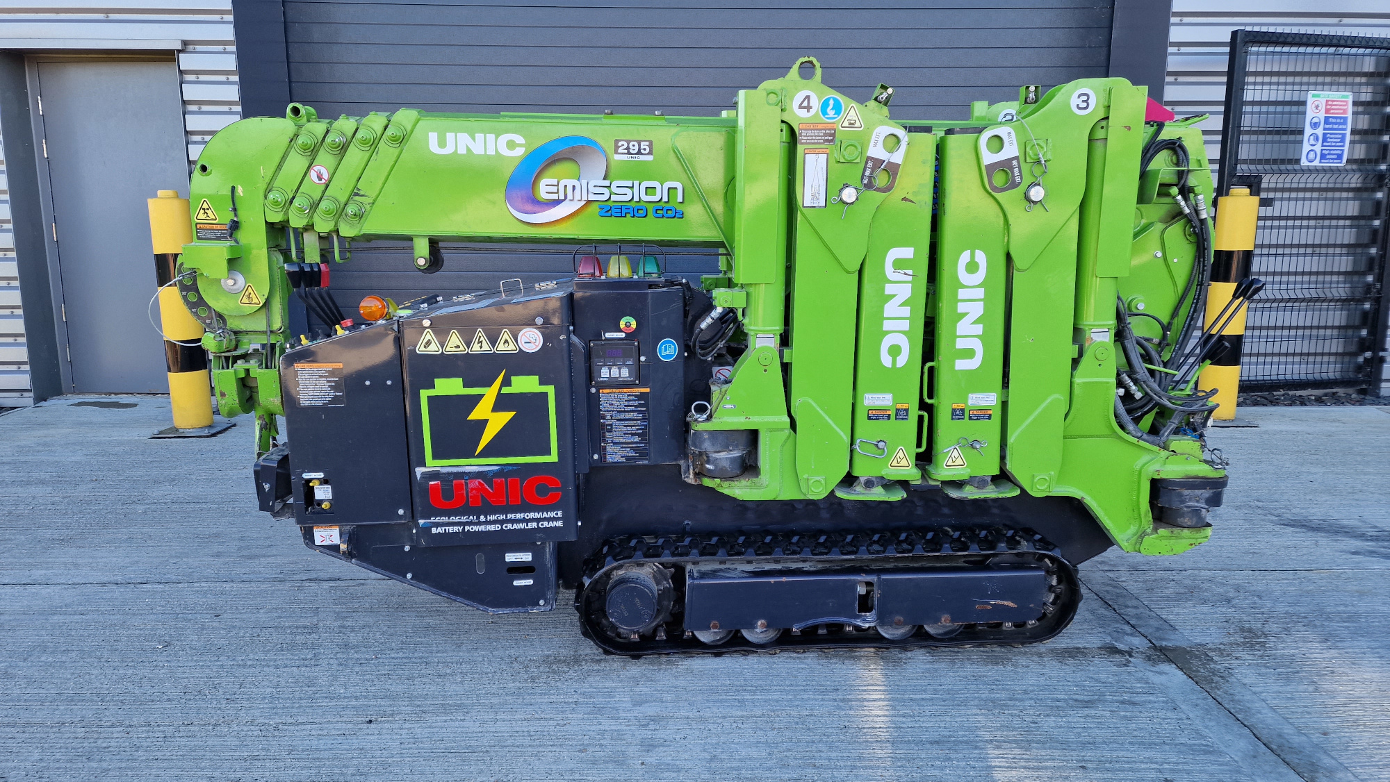 Used Sold - 10/22 - 2019 UNIC URW-295-WBE Mini Spider Crane