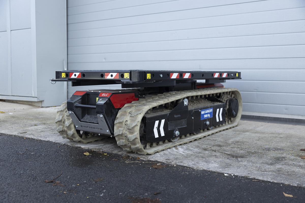 Used AlmaCrawler ML 3.0 FX Tracked Carrier